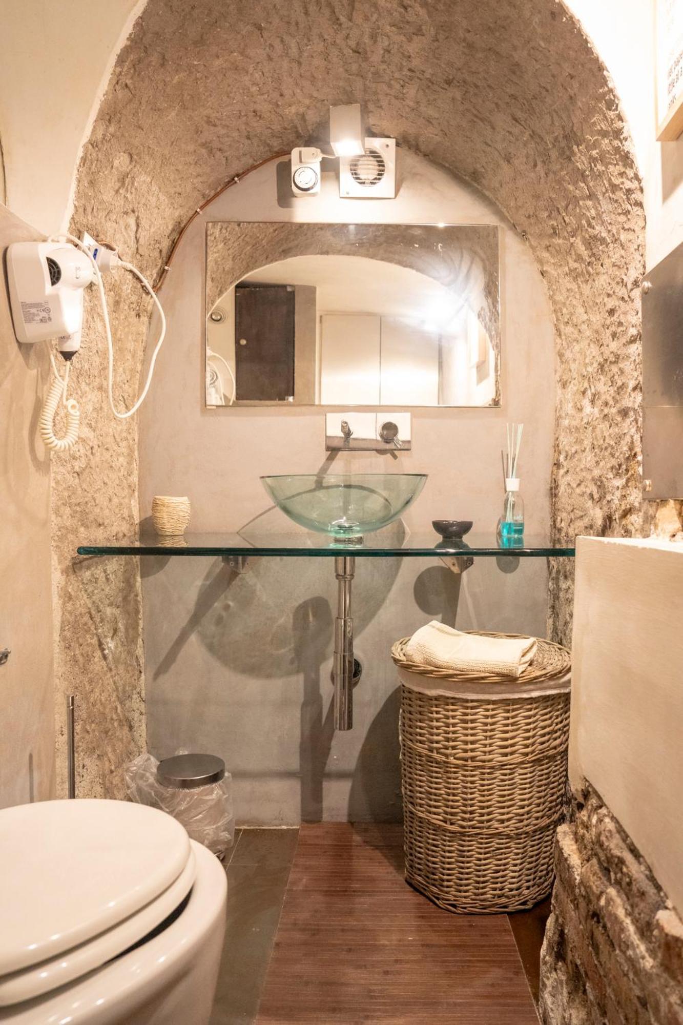 Appartamento Domus Ciancaleoni - Colosseum - Rione Monti