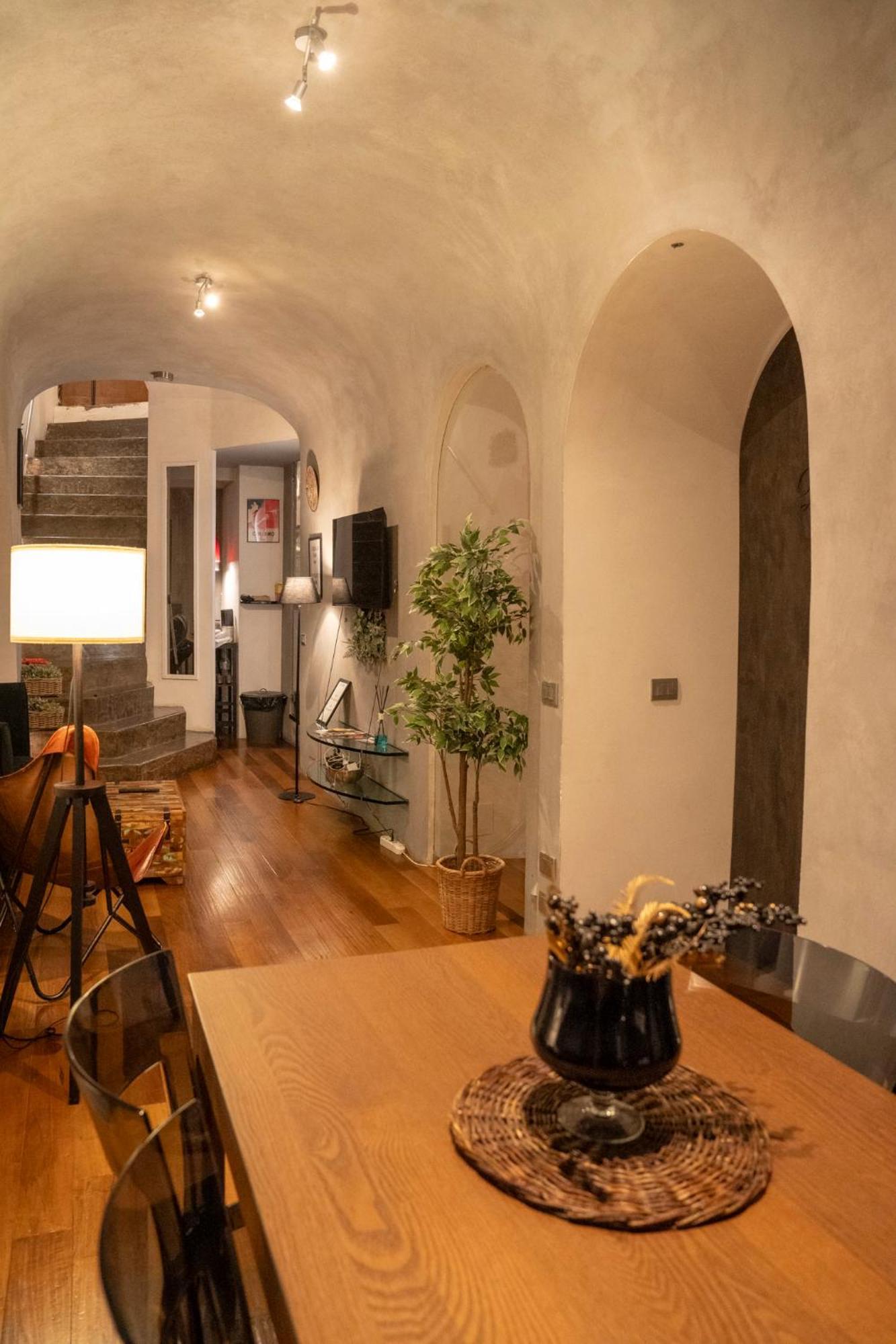 Appartamento Domus Ciancaleoni - Colosseum - Rione Monti *