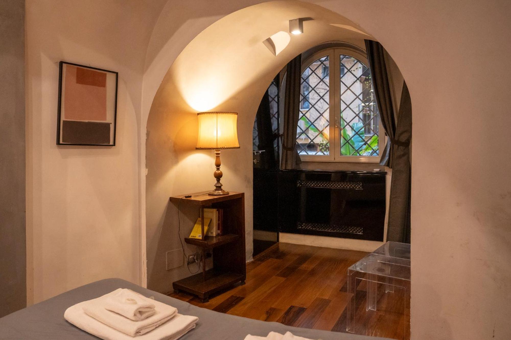Appartamento Domus Ciancaleoni - Colosseum - Rione Monti *