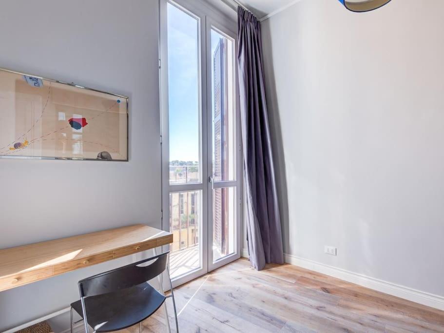 Vatican Luxury Apartment *