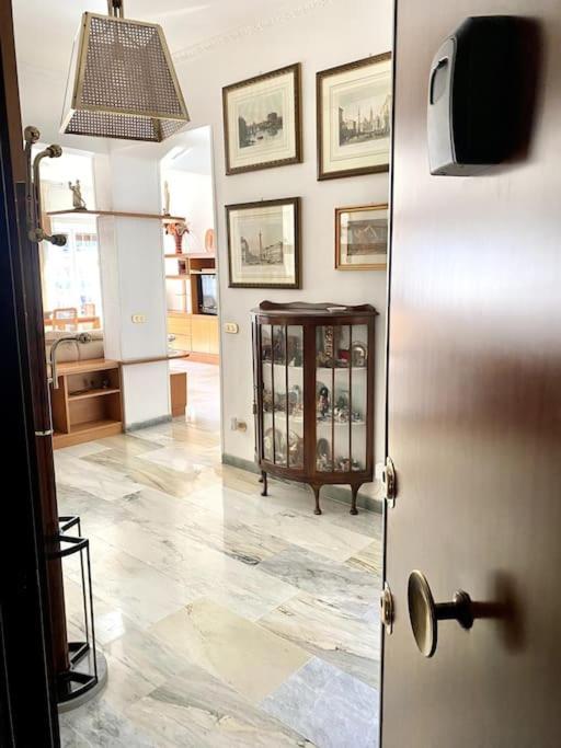 Apartamento Golden Valley House 4-8 Pax - Box Auto Metro B1 Conca D'oro Treno Val D'ala Roma