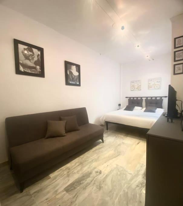 Golden Valley House 4-8 Pax - Box Auto Metro B1 Conca D'oro Treno Val D'ala *