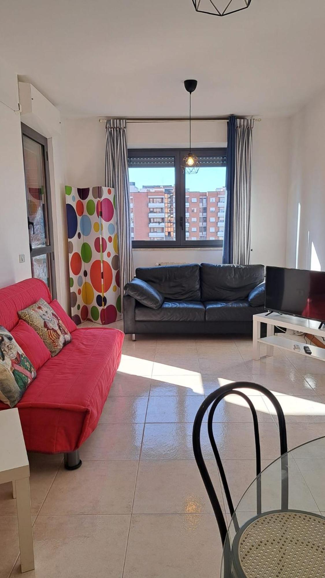 Tiburtina Apartment *