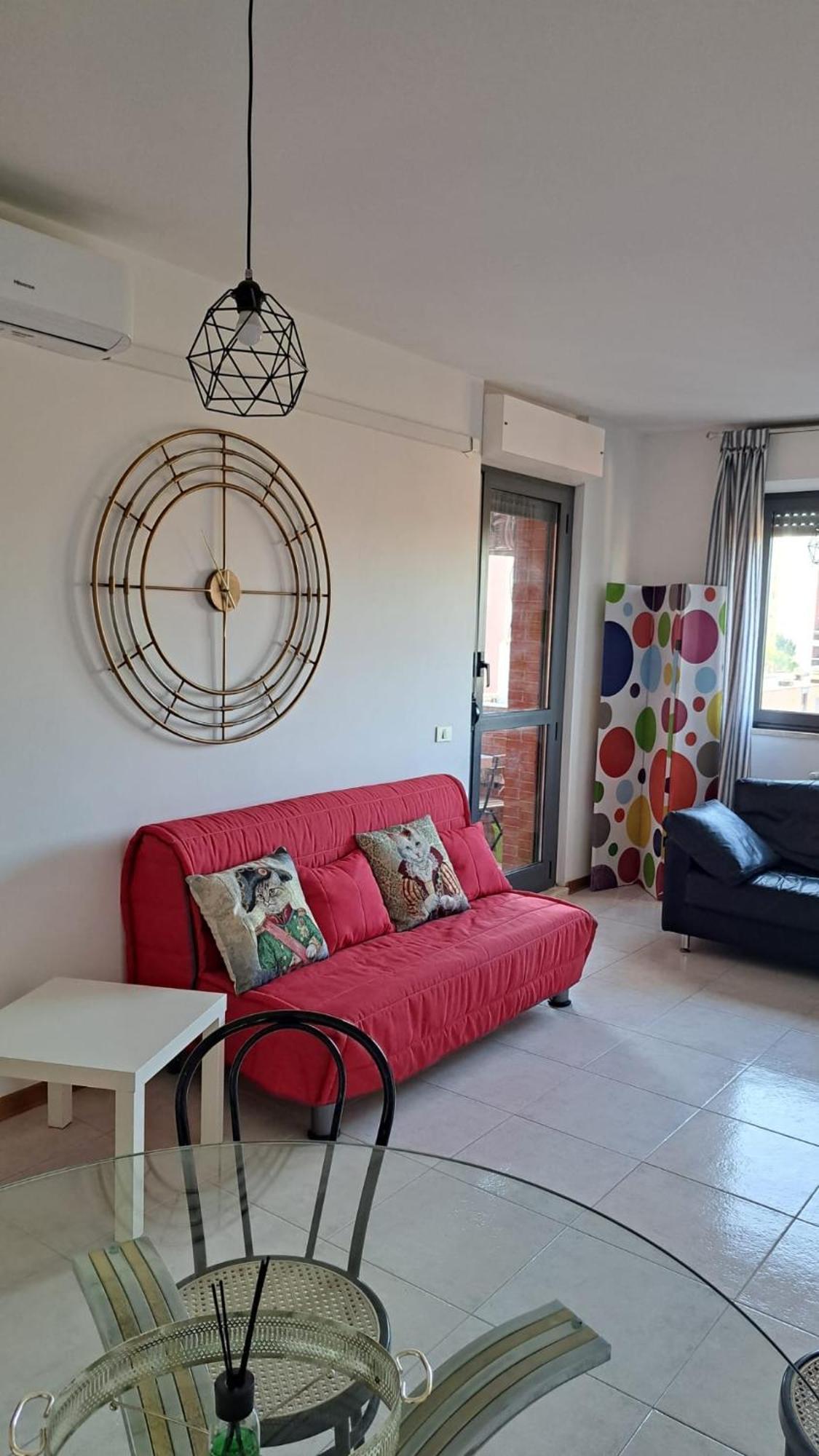 Tiburtina Apartment *