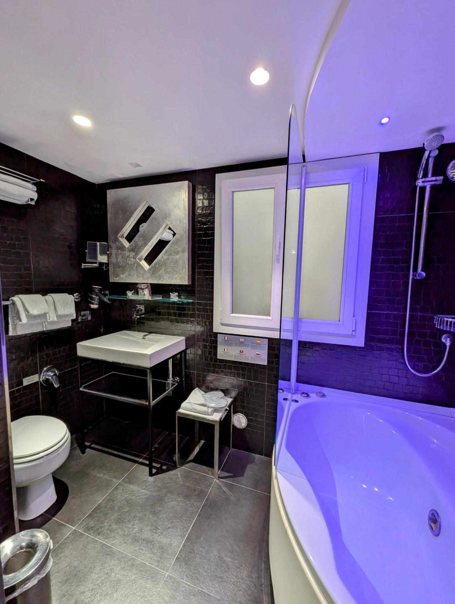 Rfi Guest house
