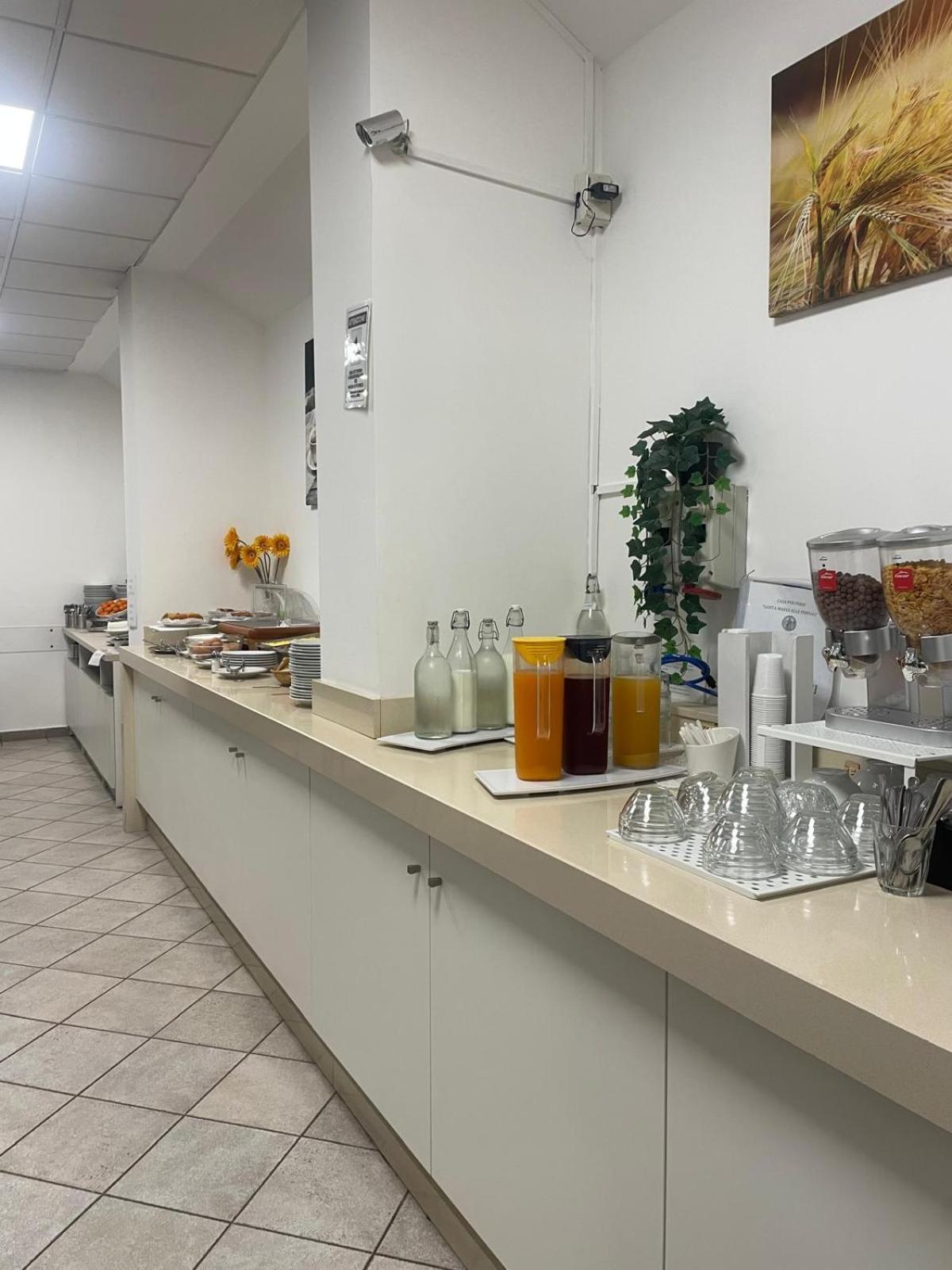 Hotel Casa Per Ferie Santa Maria Alle Fornaci 3*