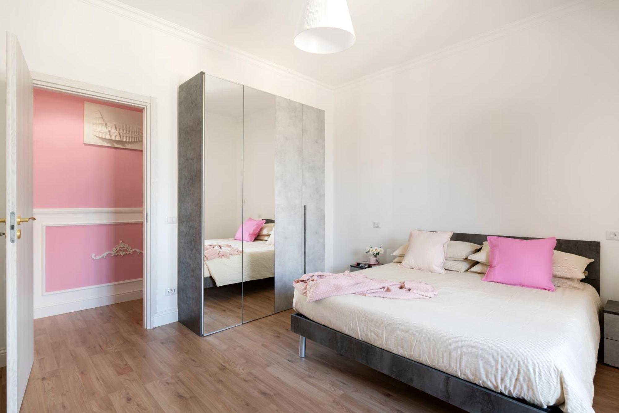 Luxury Pink * Rome