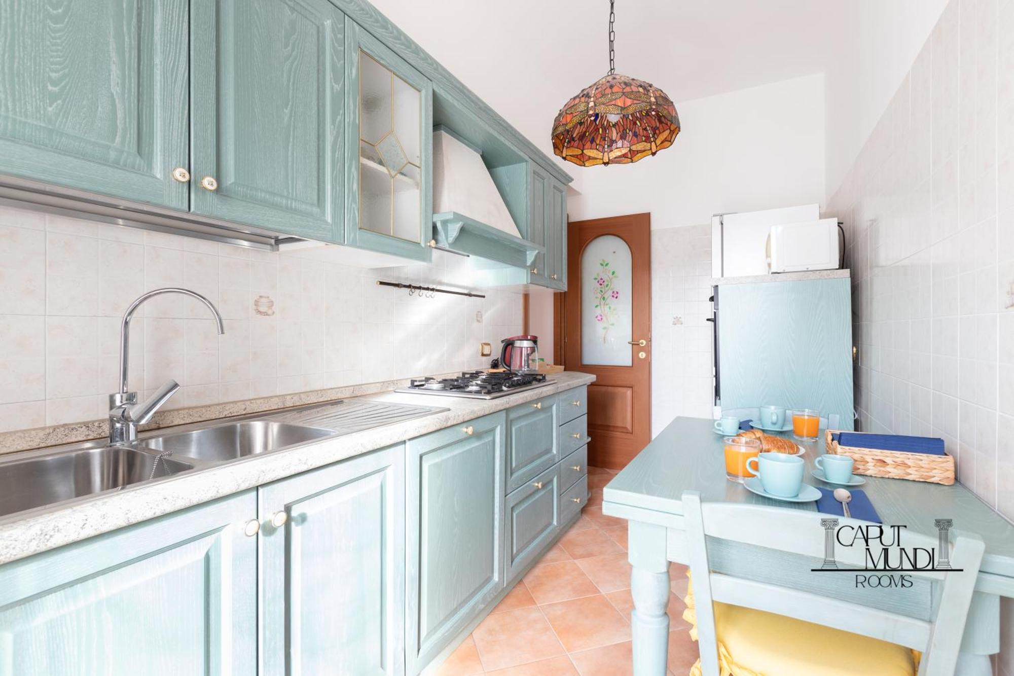 Guest house Caput Mundi - 100mt To Metro A, Terrace, A-c, 15 Min To Center Rome