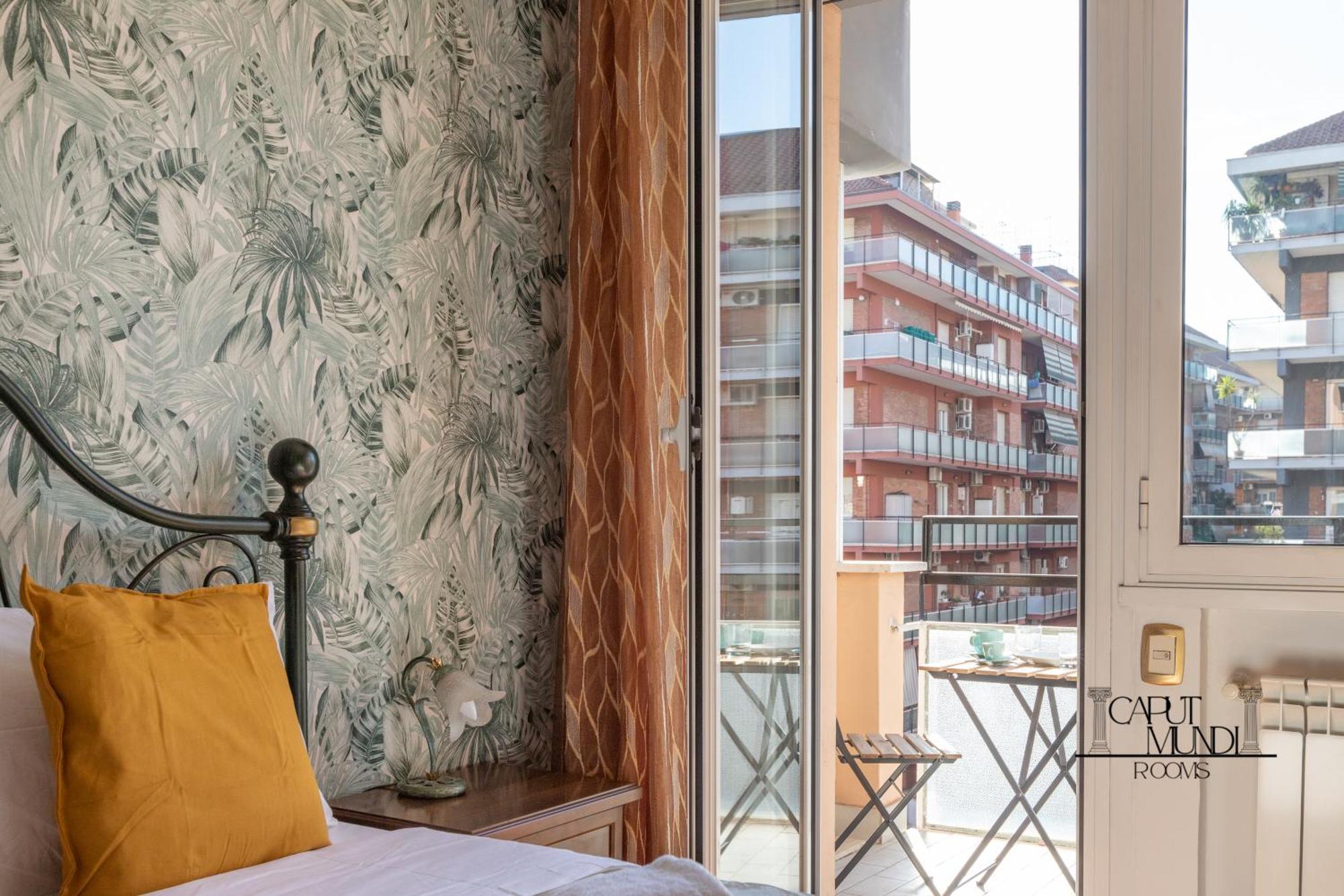Caput Mundi - 100mt To Metro A, Terrace, A-c, 15 Min To Center Guest house *