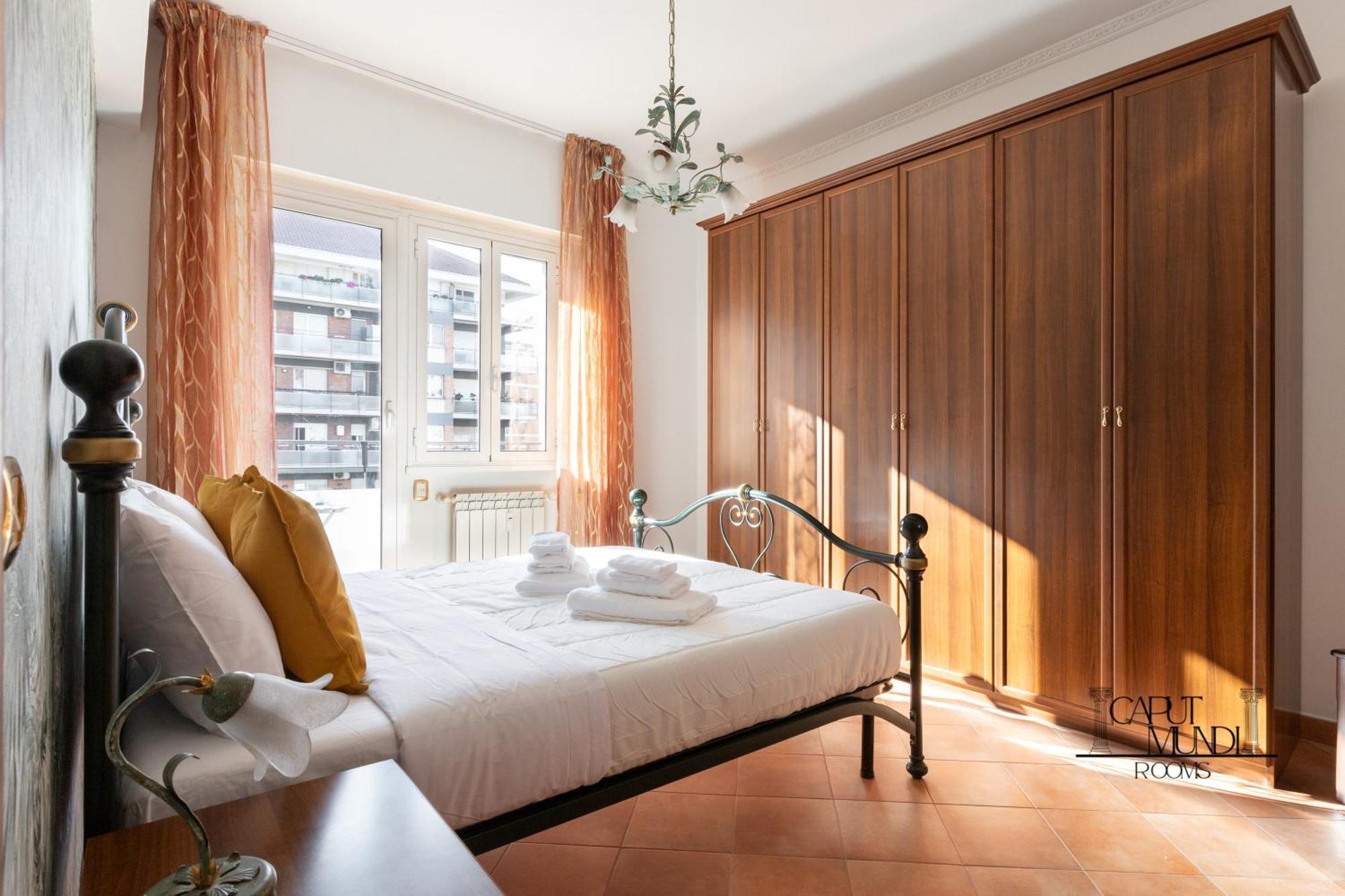 Caput Mundi - 100mt To Metro A, Terrace, A-c, 15 Min To Center Guest house