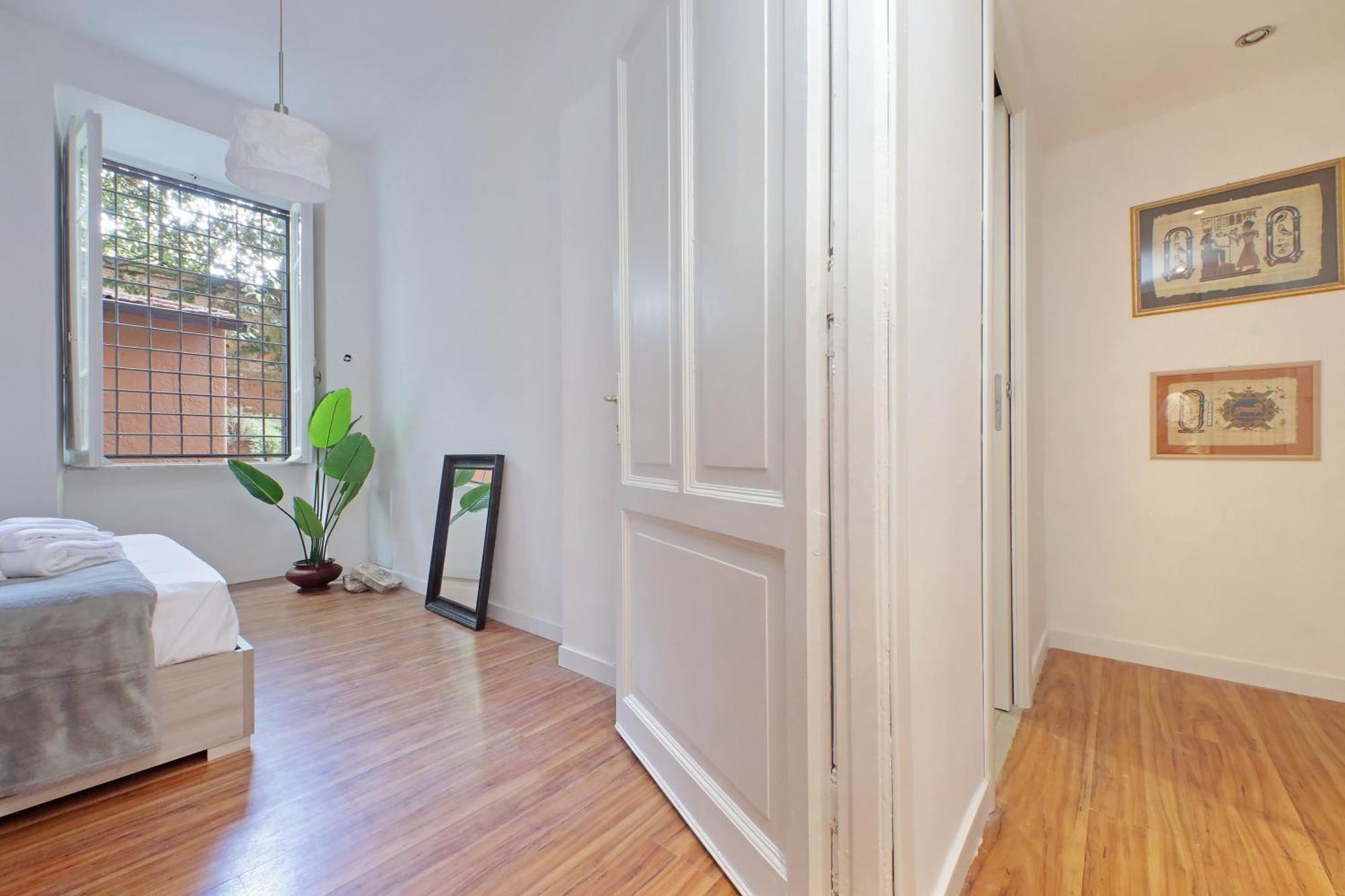 A Casa, Aventino Appartement