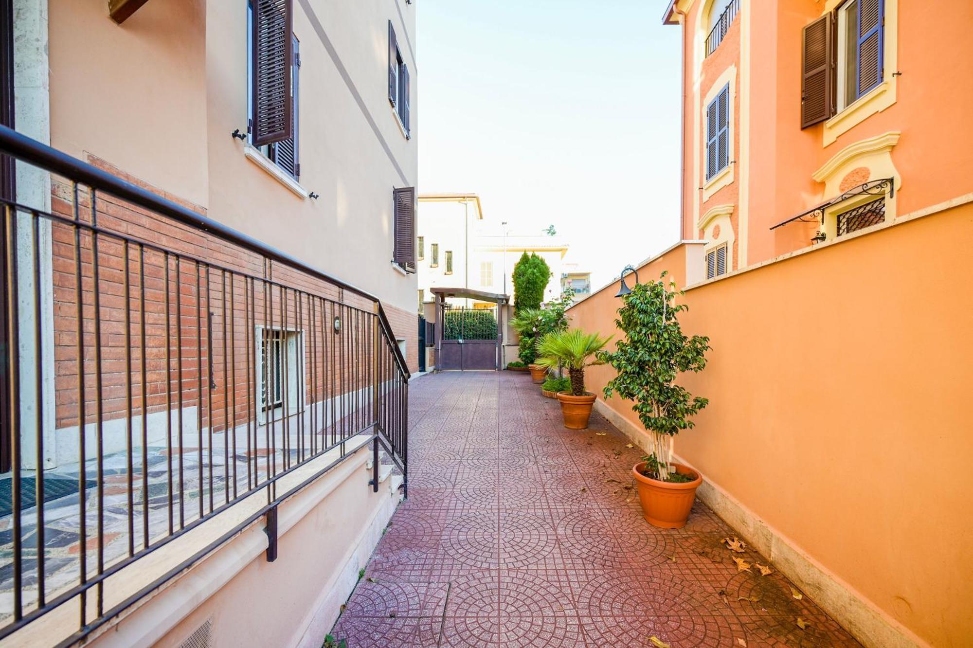 L'oasi Di Monte Mario Guest house