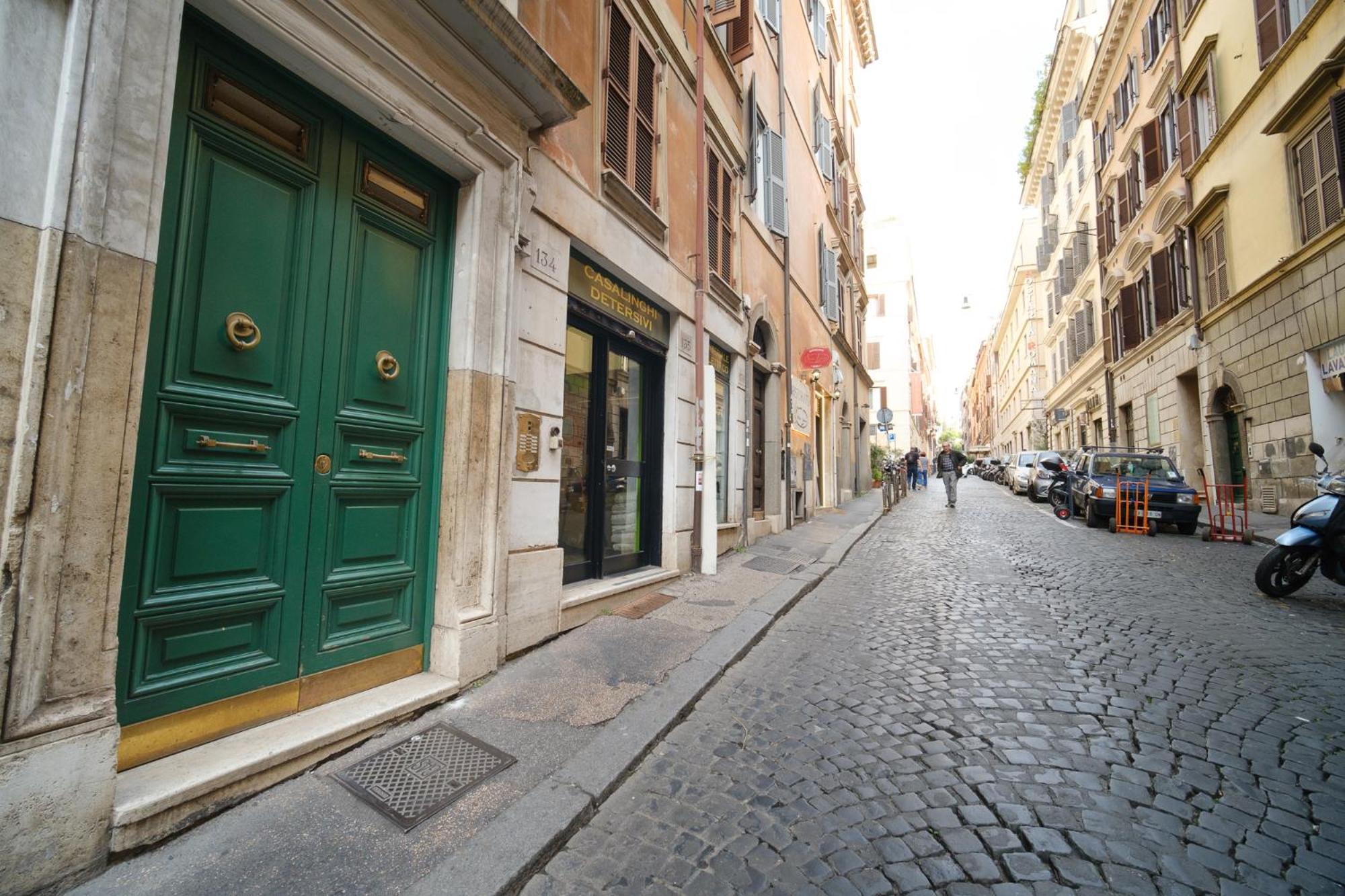 Apartment Juan's Trevi Buddyrent