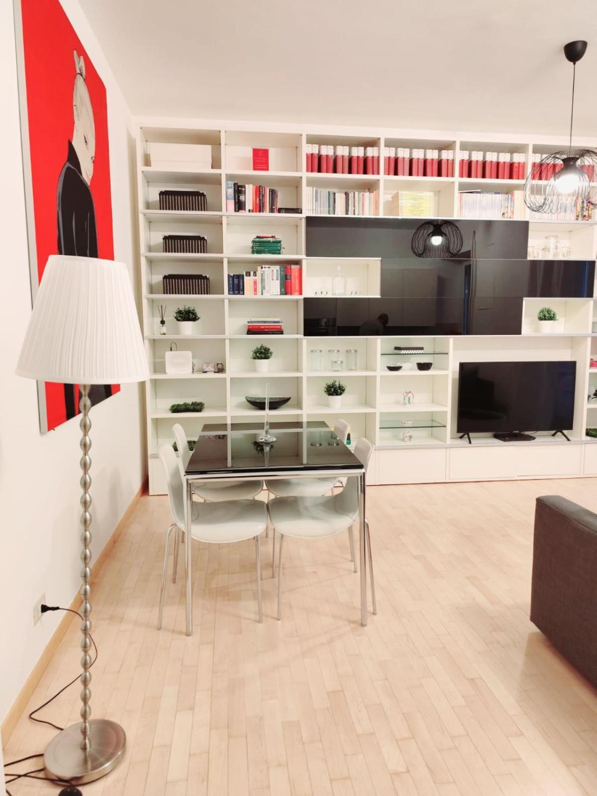 Lovely Flat Universita