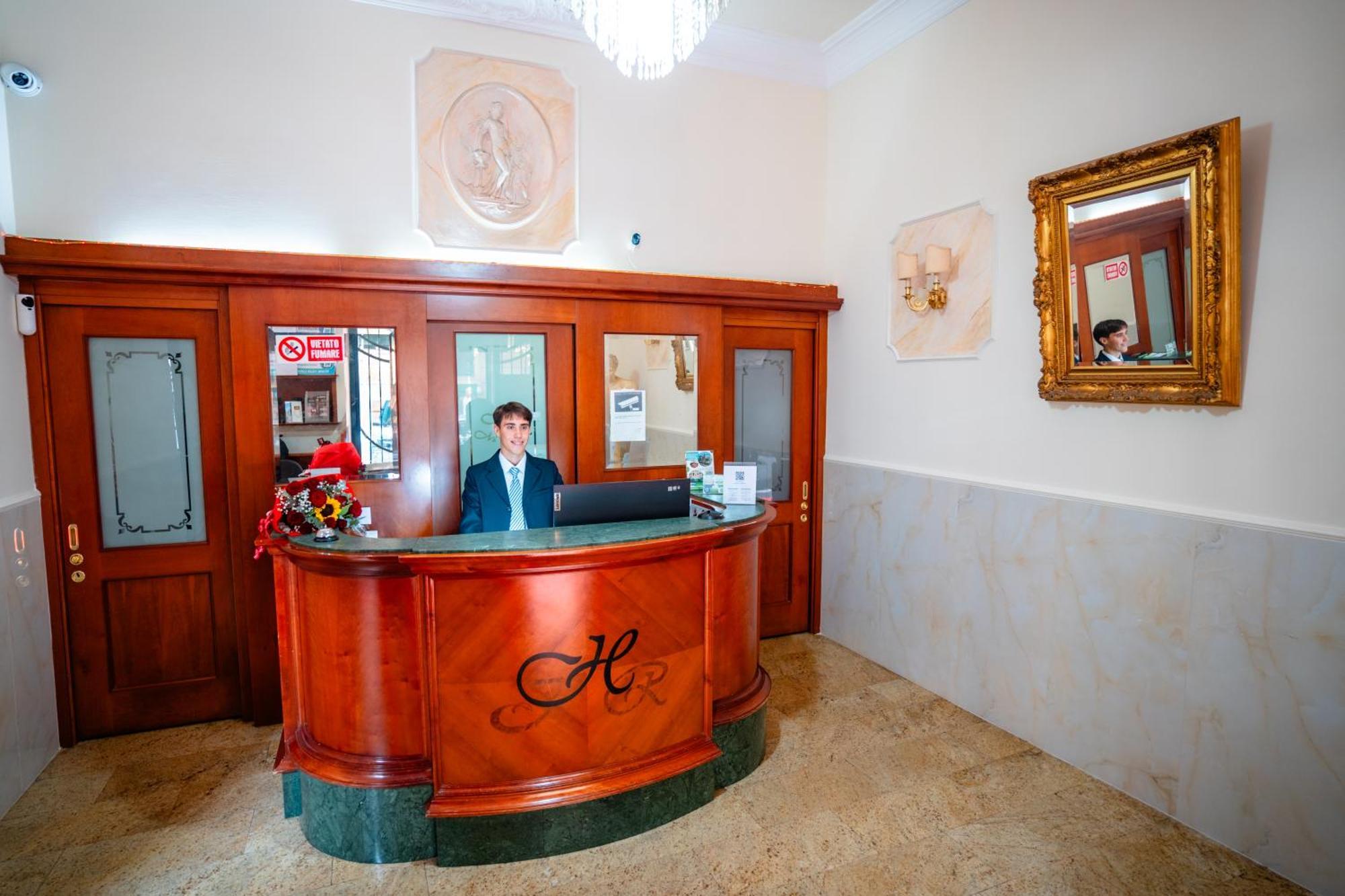 Mirage Hotel 3*