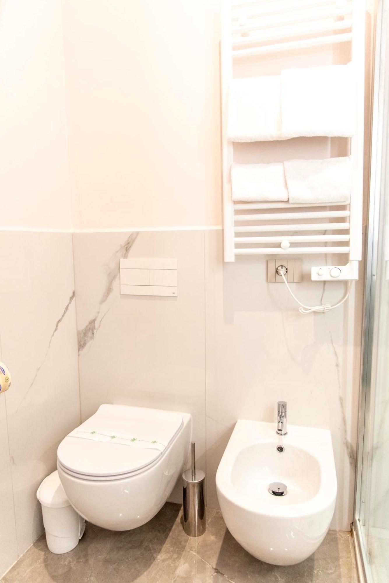 Guest house Adelaide Dreams *