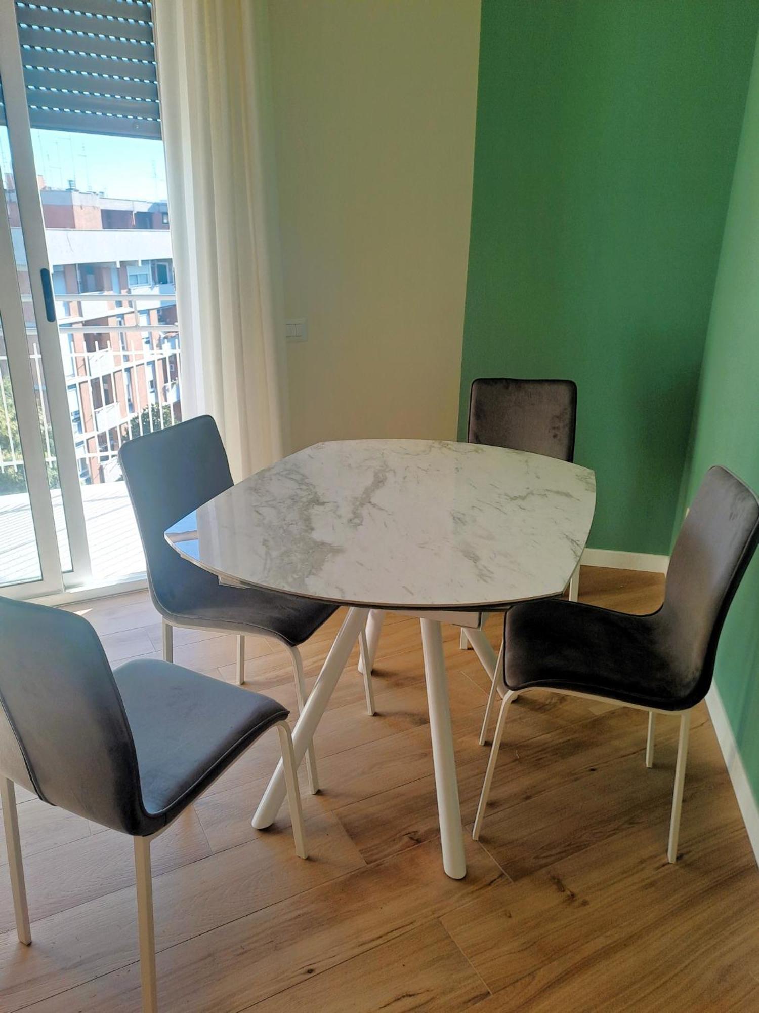 Elegance Penthouse 959 Rome