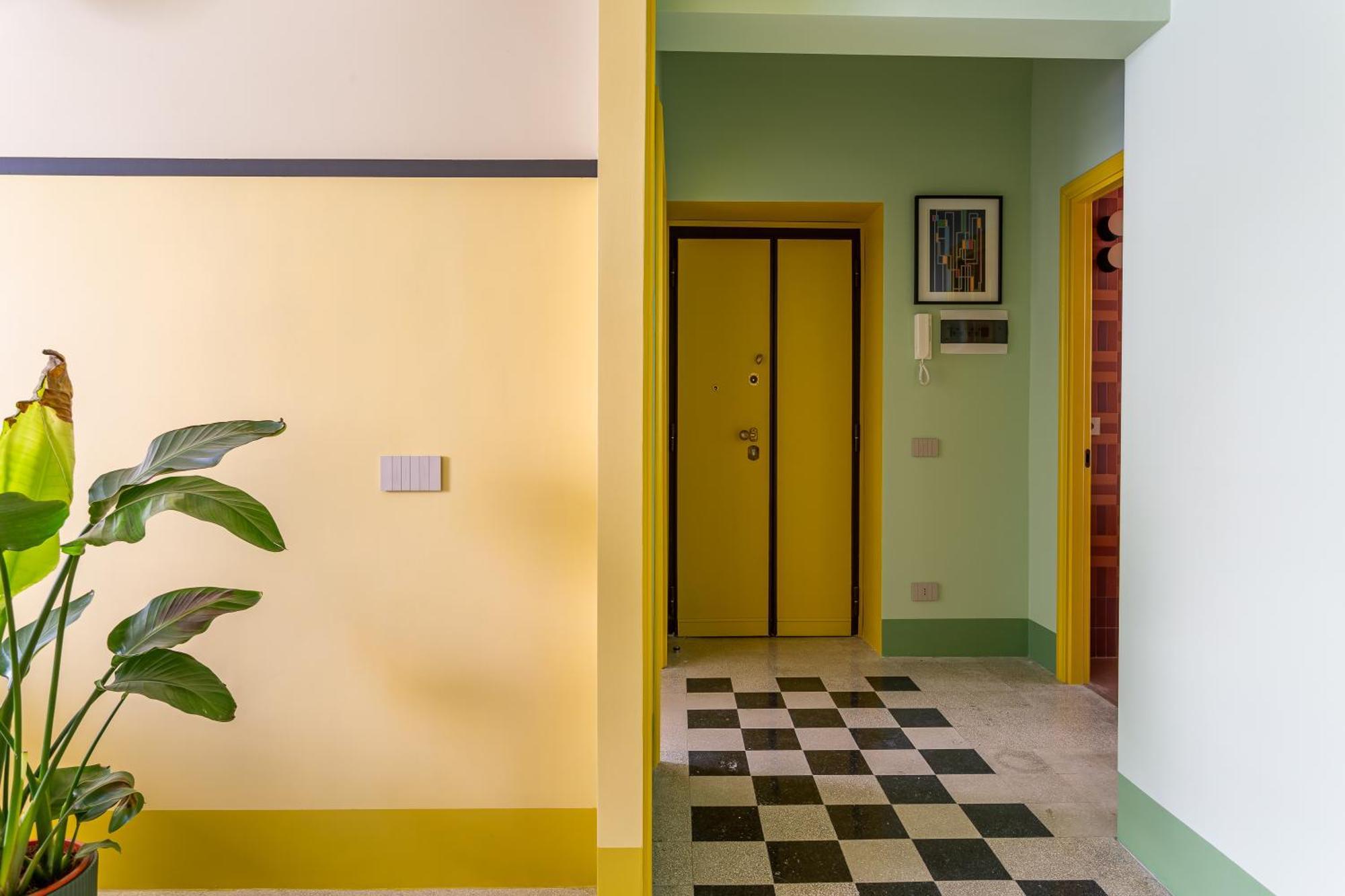 Apartment Iflat Colorful New In Esquilino