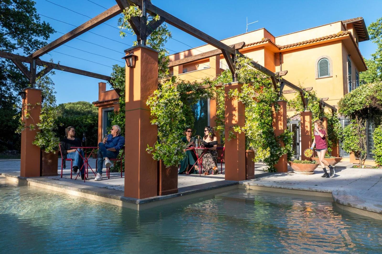 Aparthotel Hero's Garden Relais *