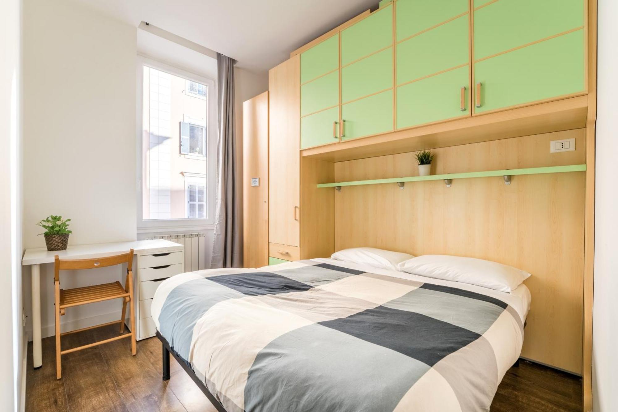 About Colosseo - Al Colosseo Nel Cuore Di - Free Wifi Appartement *