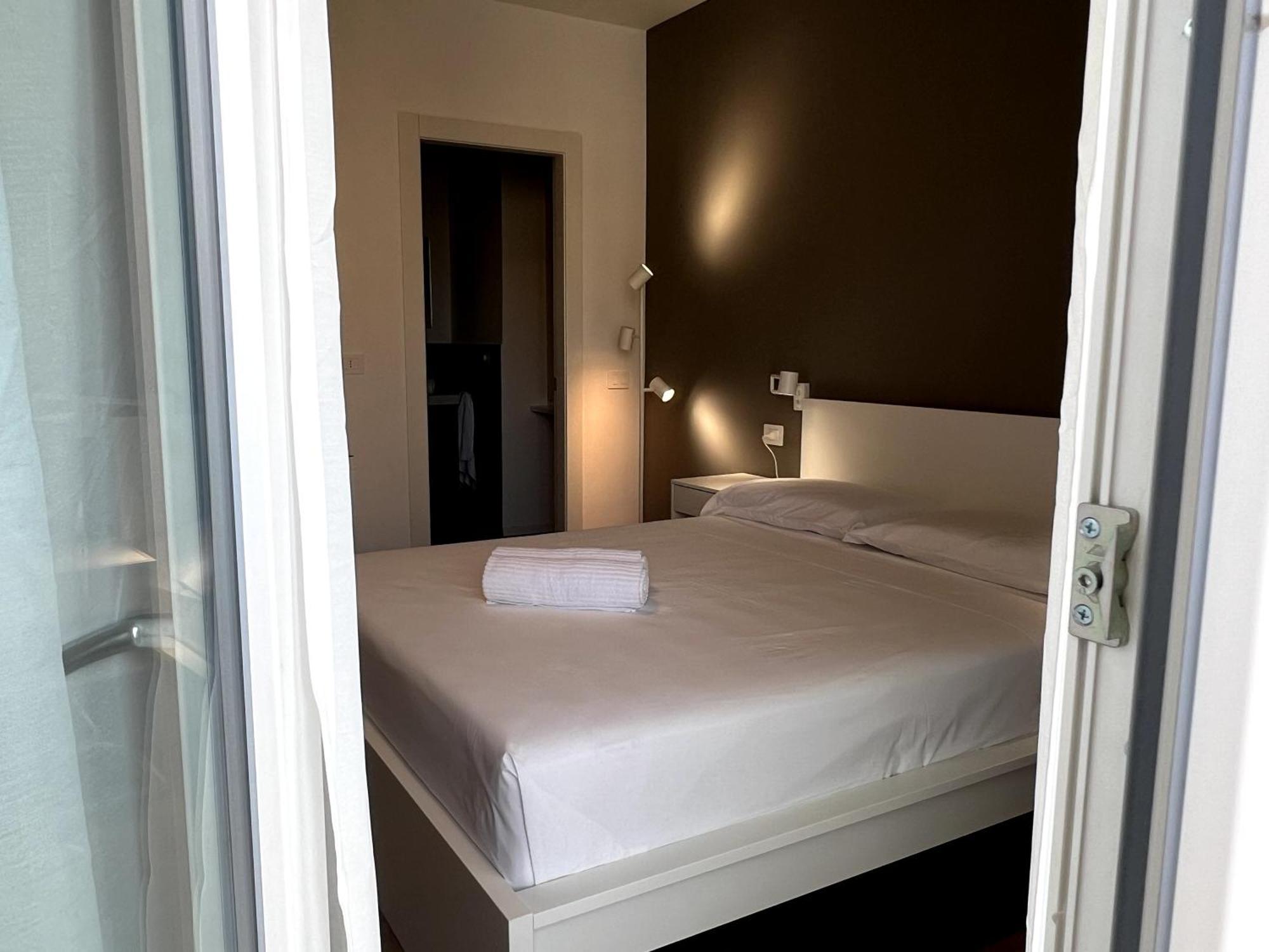 Near Vatican, Irnerio 47 Guest house *