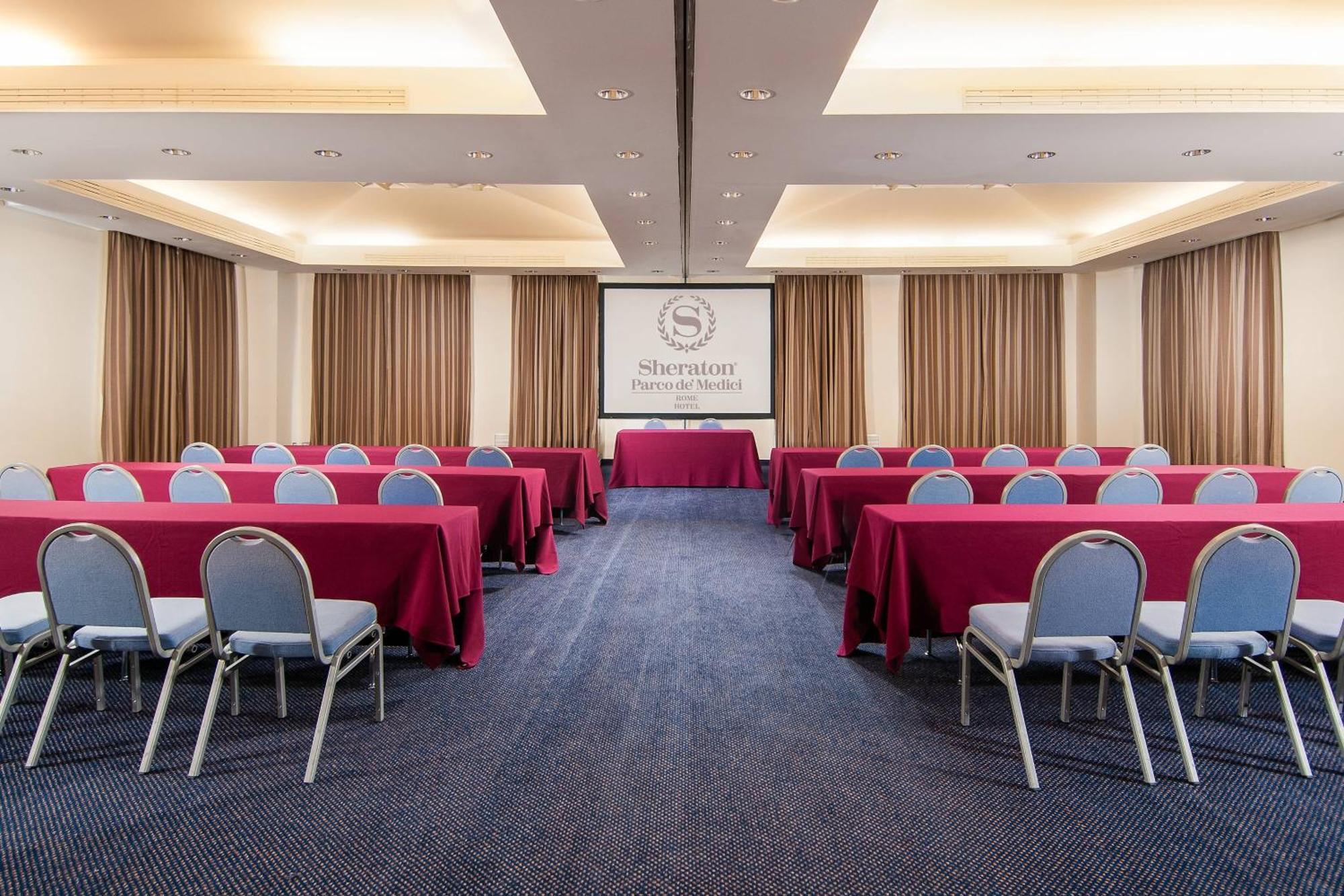 Hotel Sheraton Parco De Medici 4*