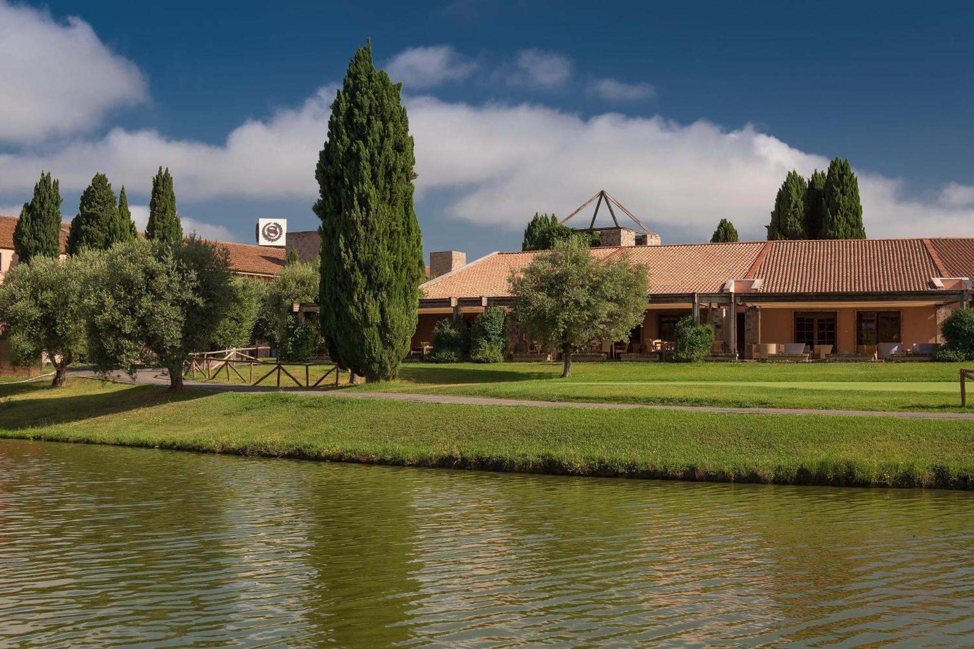 Sheraton Parco De Medici Hotel 4*