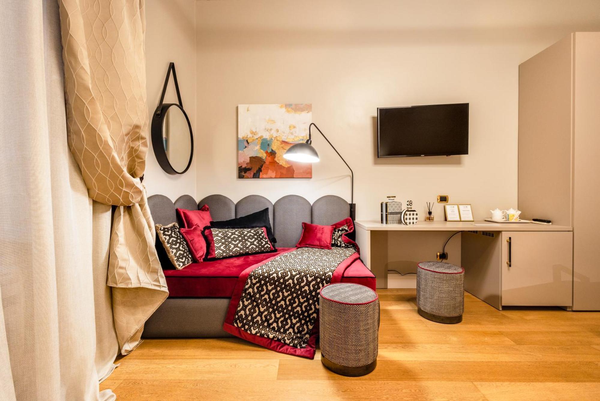 Mybedcavour Guest house