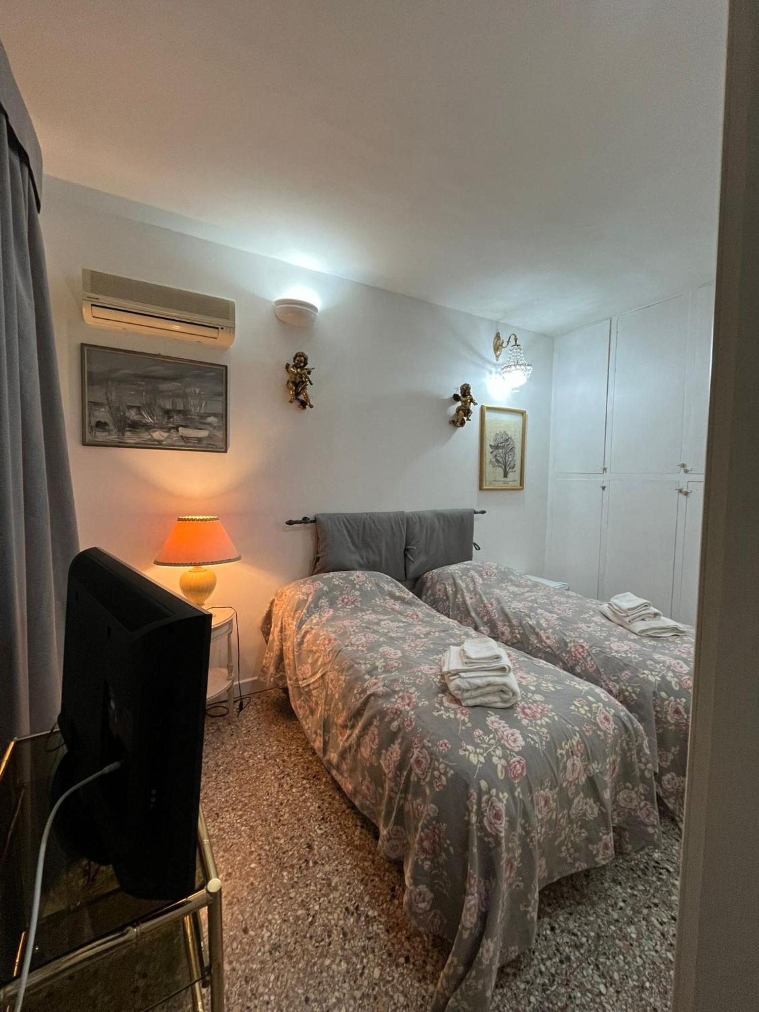 Guest house Stanza Con Ottima Posizione Rome