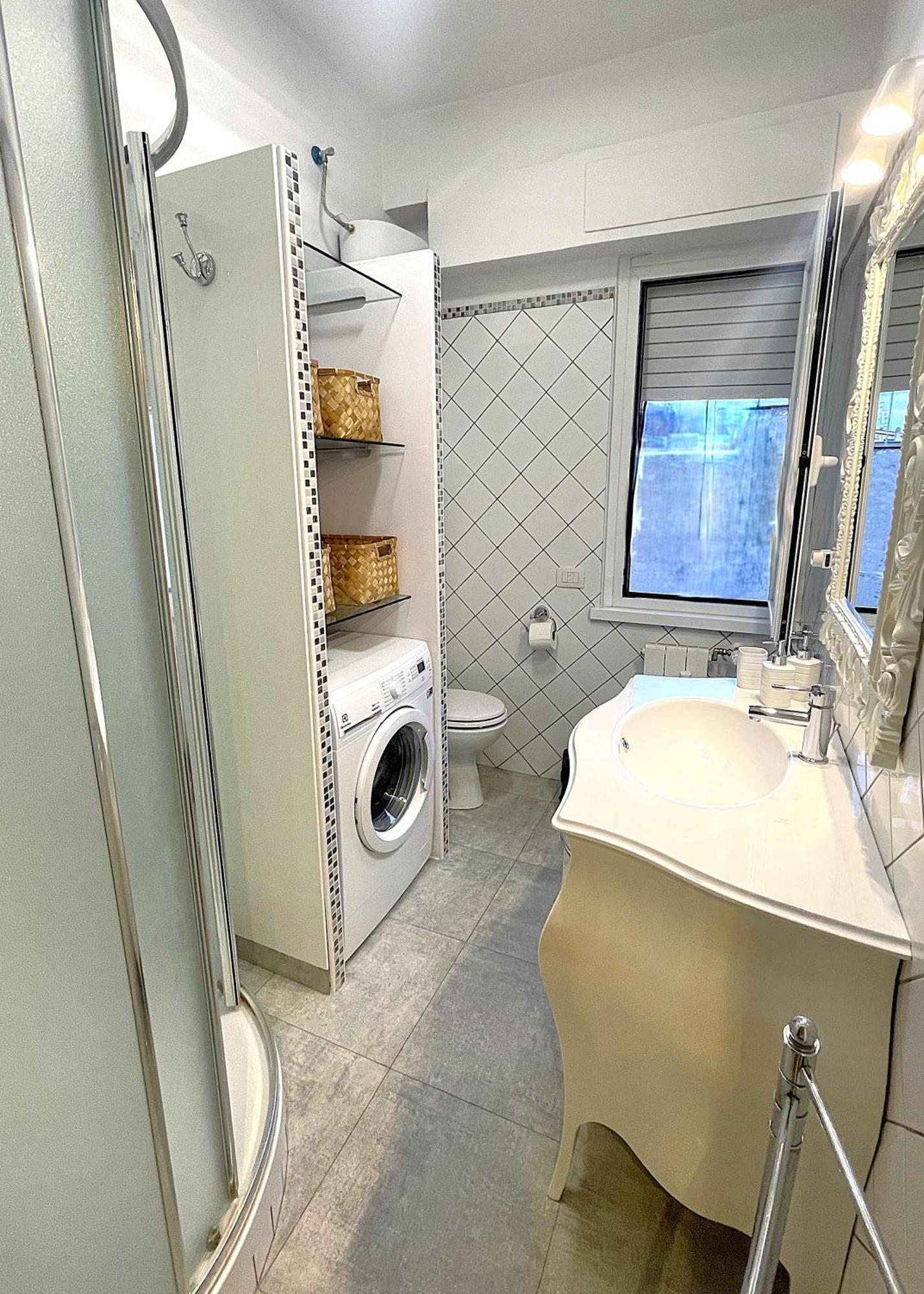 Apartamento La Casa Libre Metro A Colli Albani 350 M