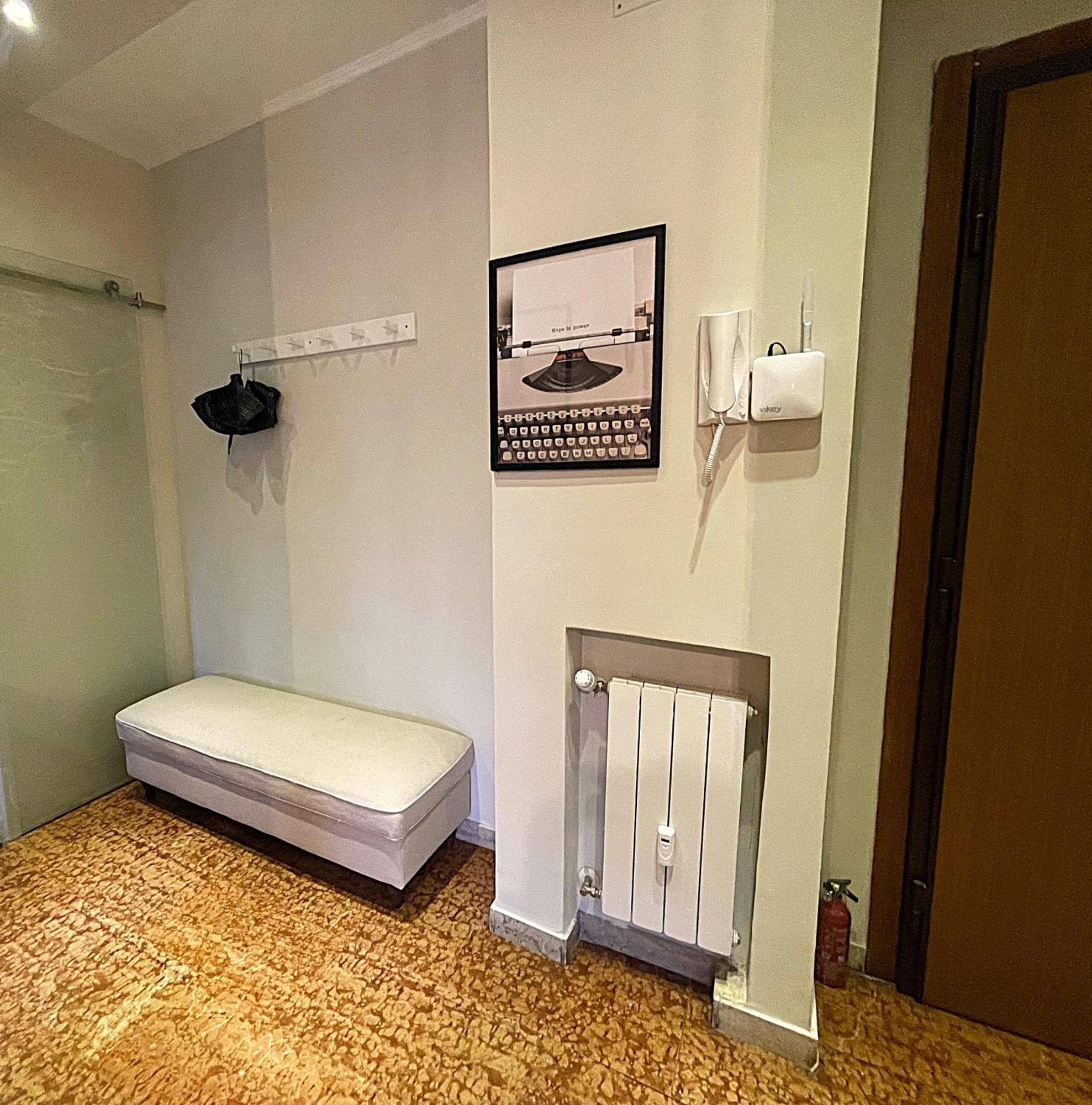 La Casa Libre Metro A Colli Albani 350 M Apartamento Roma