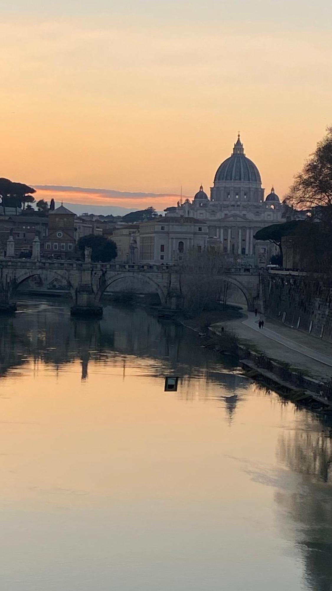 Lady A In Rome- Luxury