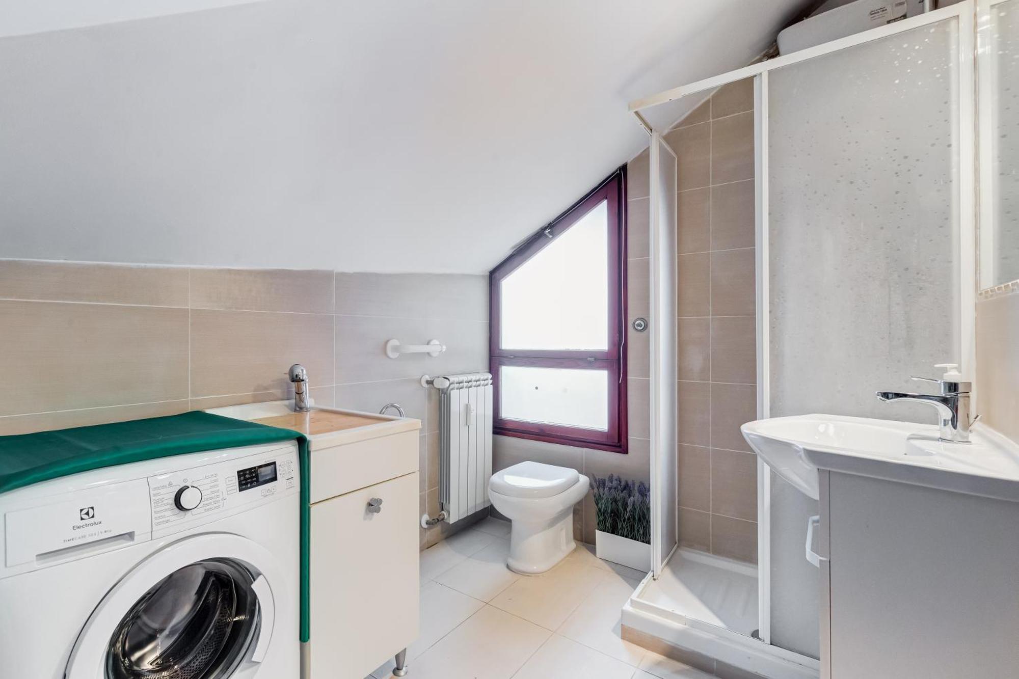 The Elegant Penthouse - Ampio Attico Con Posto Auto Apartment Rome