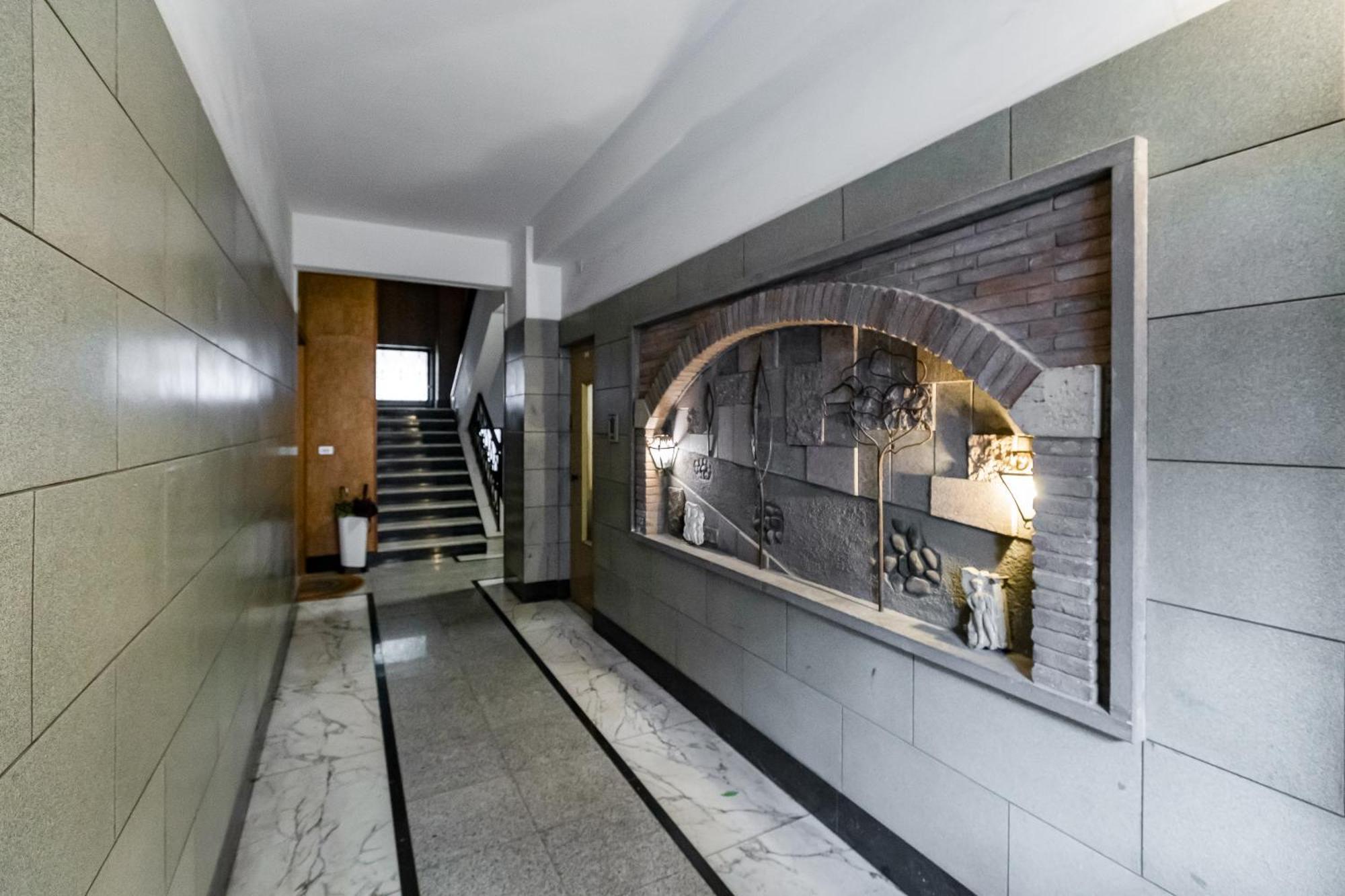 Apartment The Elegant Penthouse - Ampio Attico Con Posto Auto Rome