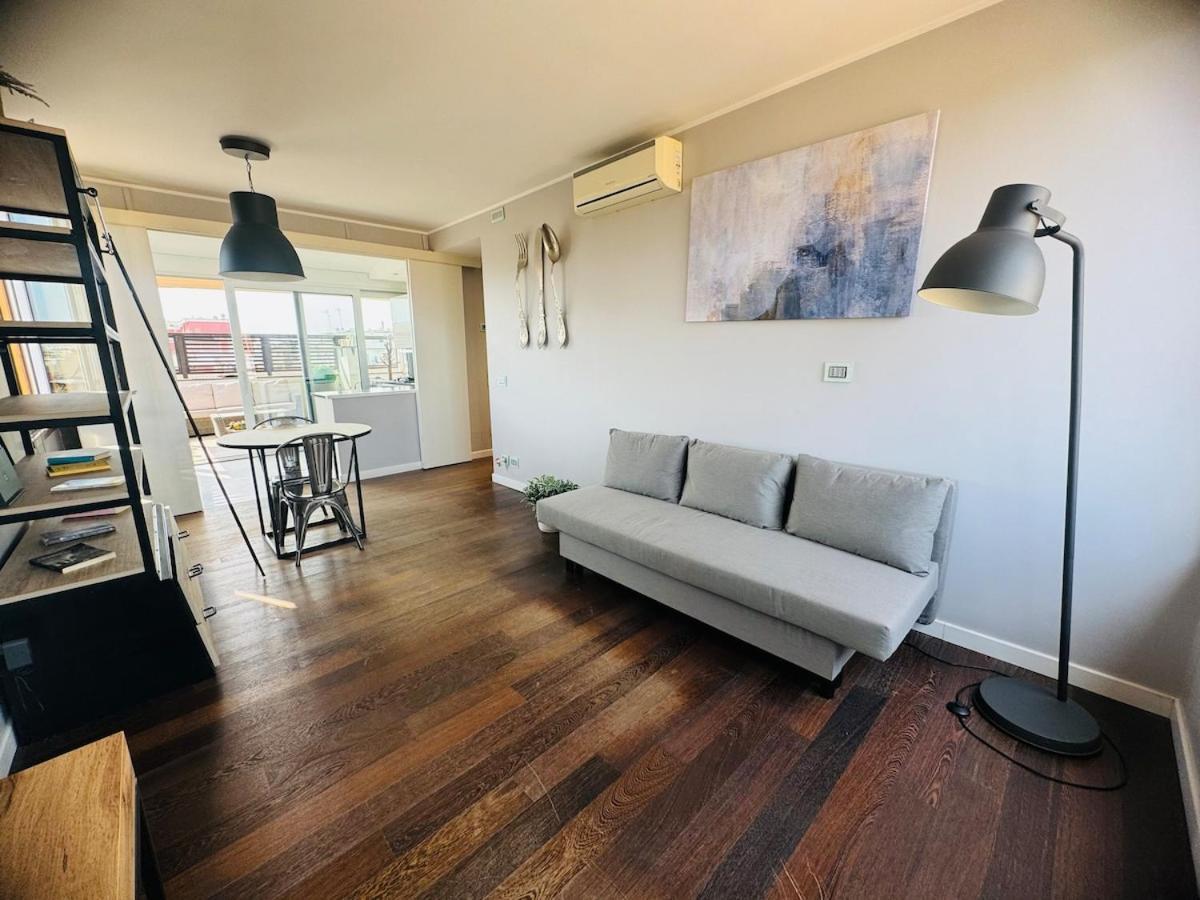 22apt Luxury Quiet Loft With Terrace Apartment