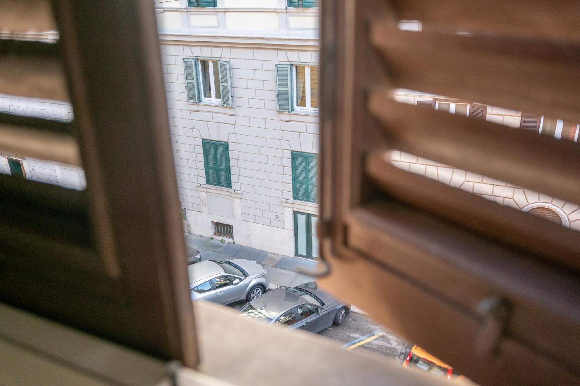 Apartment Domus Palestro Rome