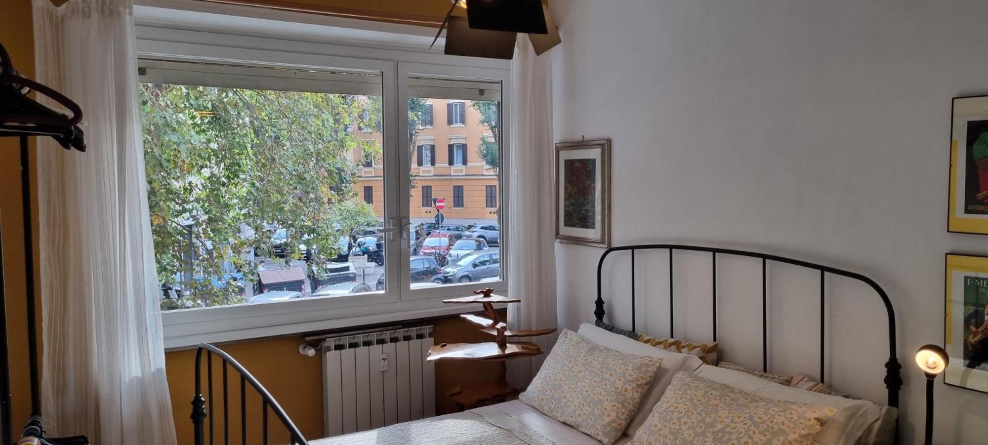 Casa Donatello - Far From * Rome