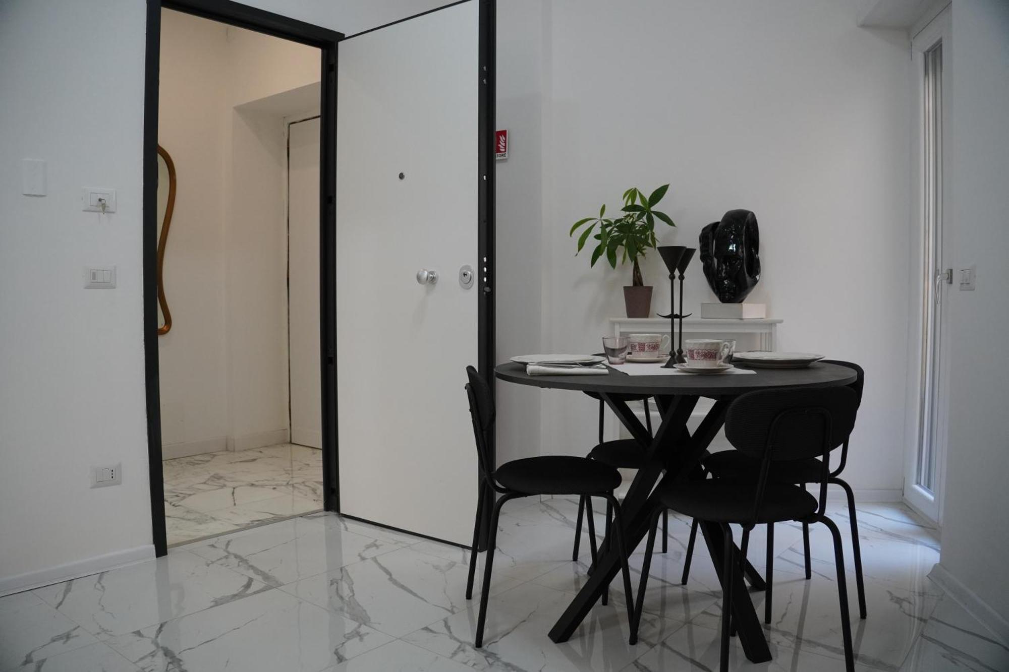 Lela's - Puglia Mia Group * Rome