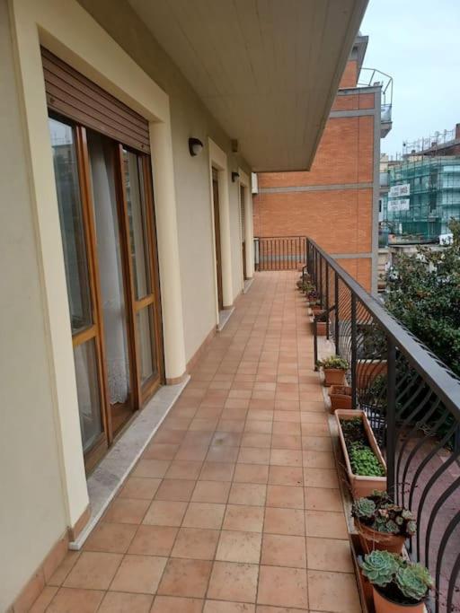 Gualandi 25 Apartment