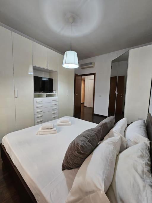 St Peter Apartment *