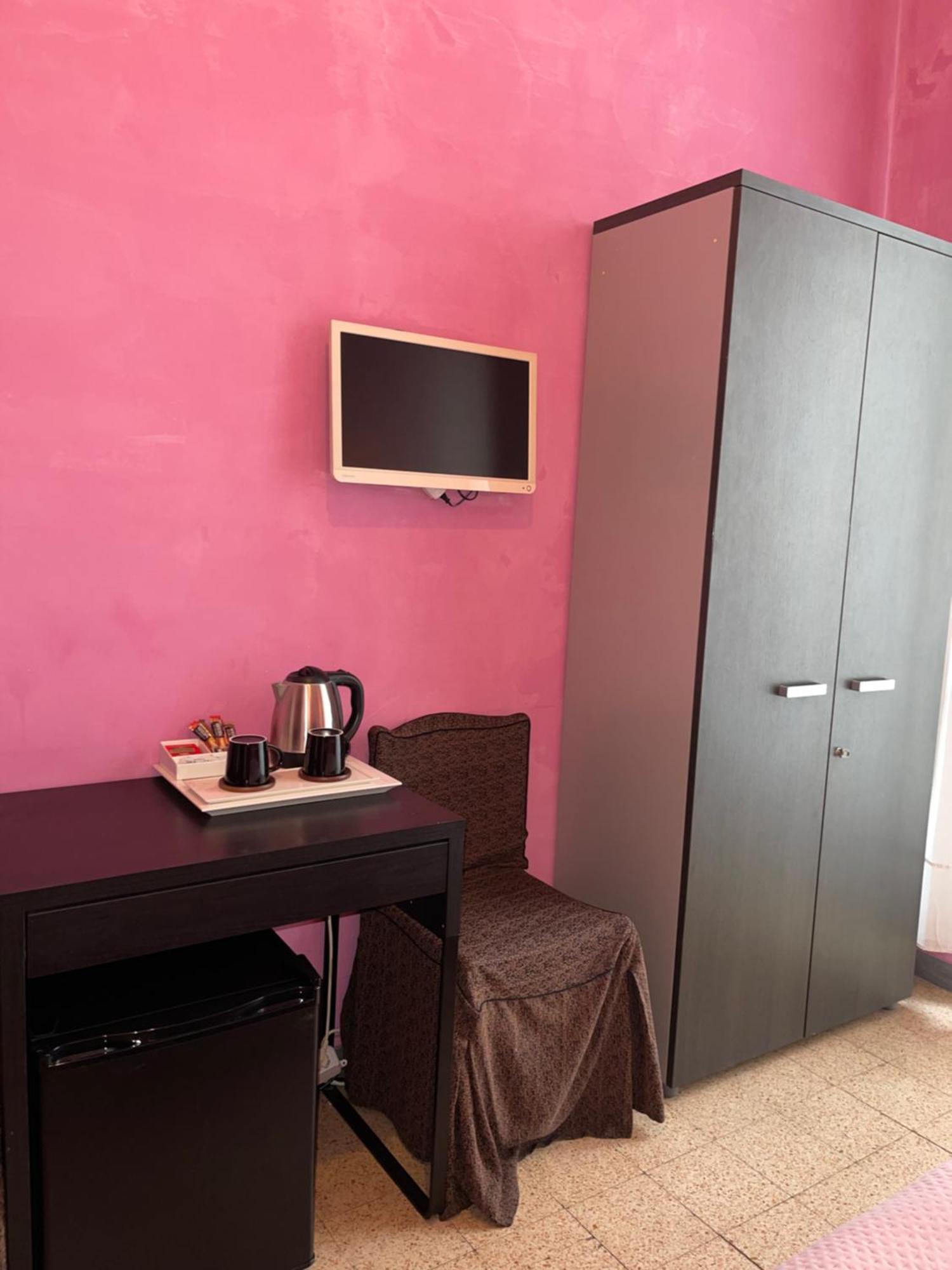 Meret Bed & Breakfast 2*