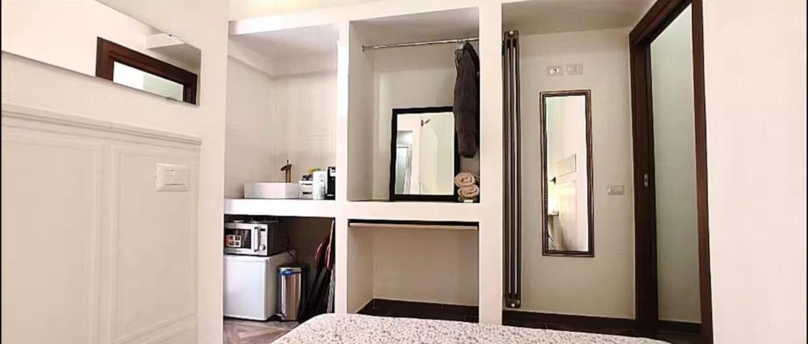 Versailles Deluxe Homestay *
