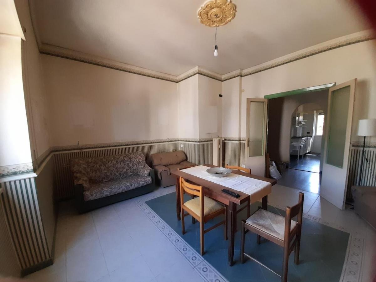 Apartment Sweet *