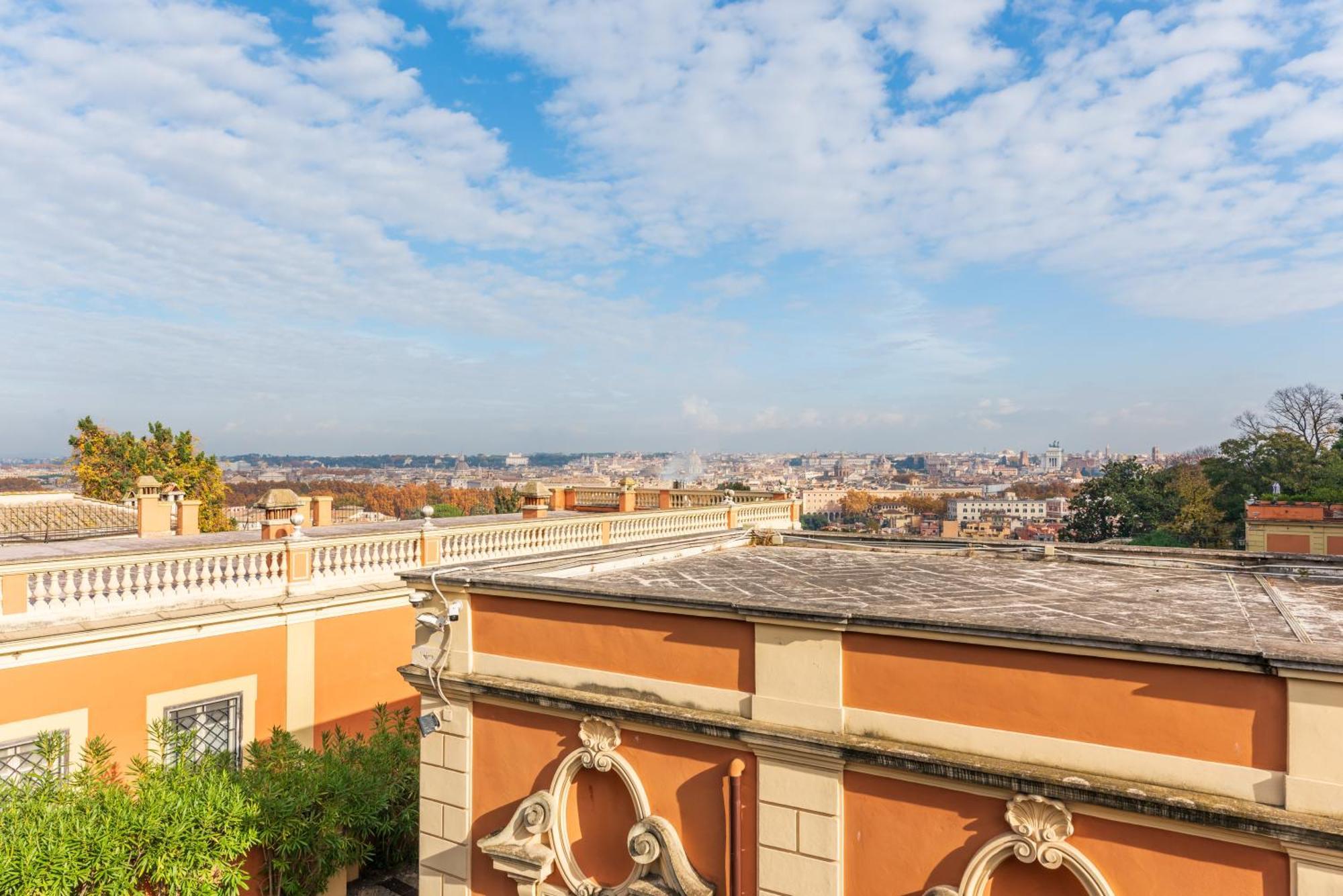 Skylife Modern 4-bedroom Trastevere *