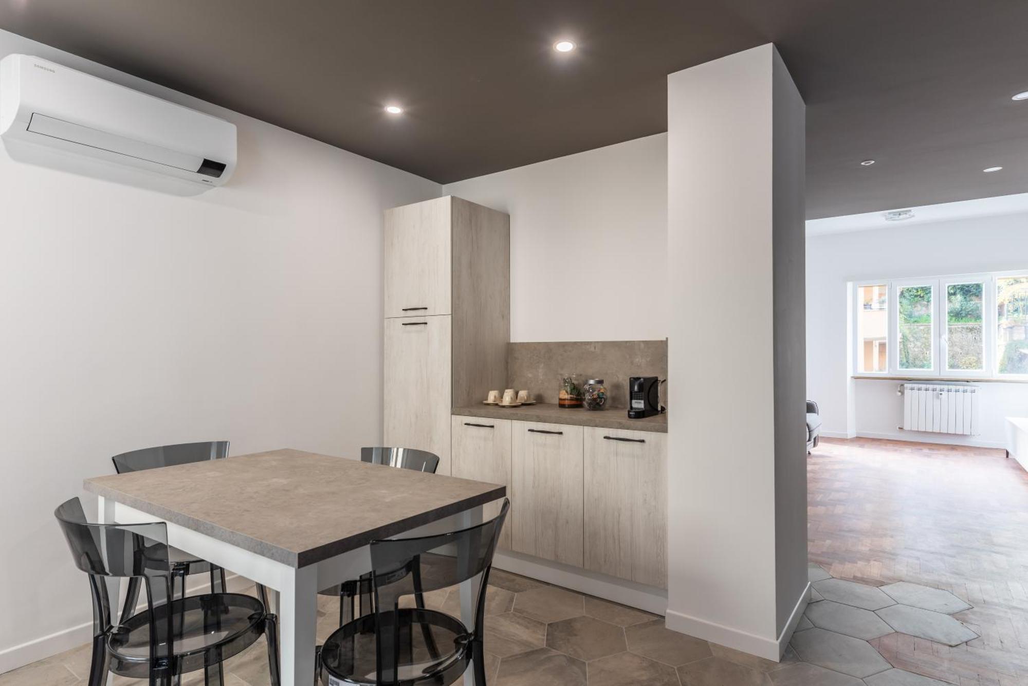 Apartment Skylife Modern 4-bedroom Trastevere Rome