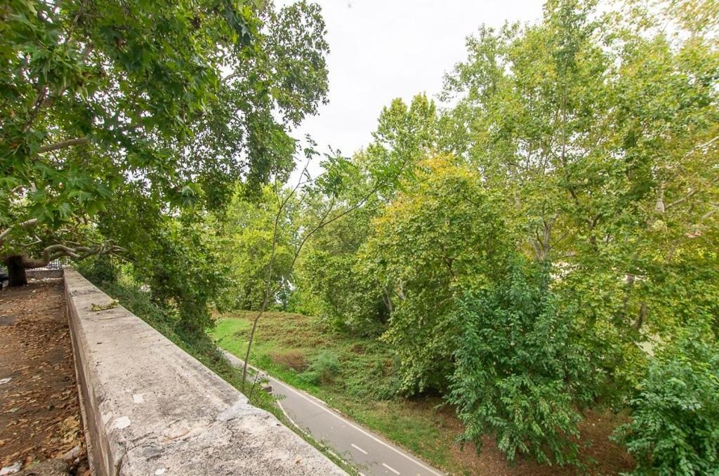 Lungotevere * Rome