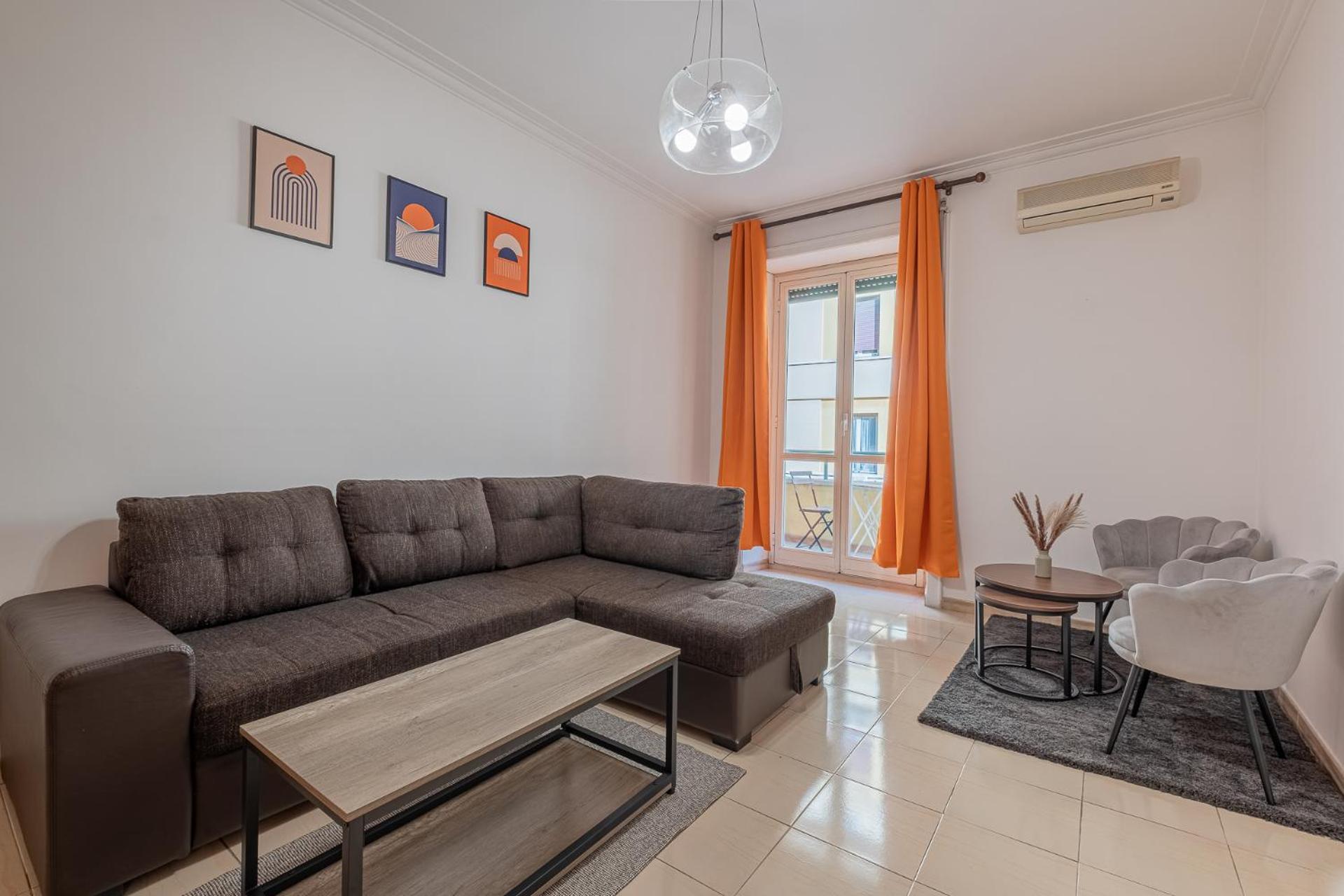 Orange Blue House 1bedr Metro Re Di Rome