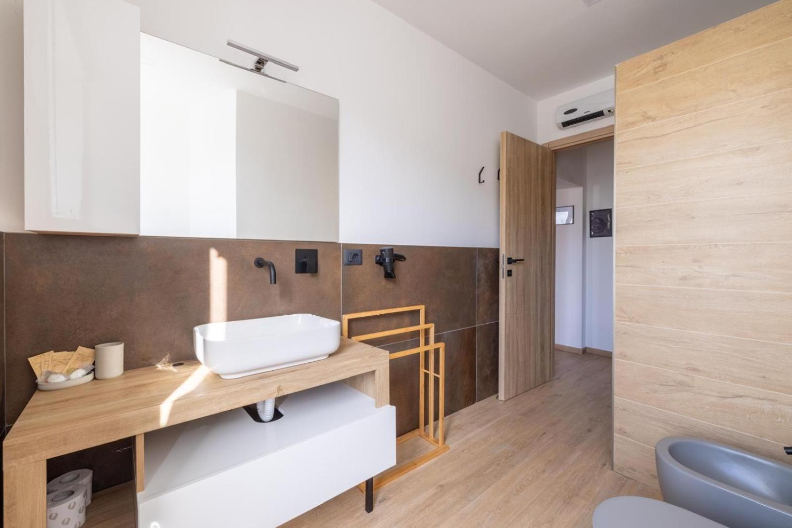 Guest house Croma - *