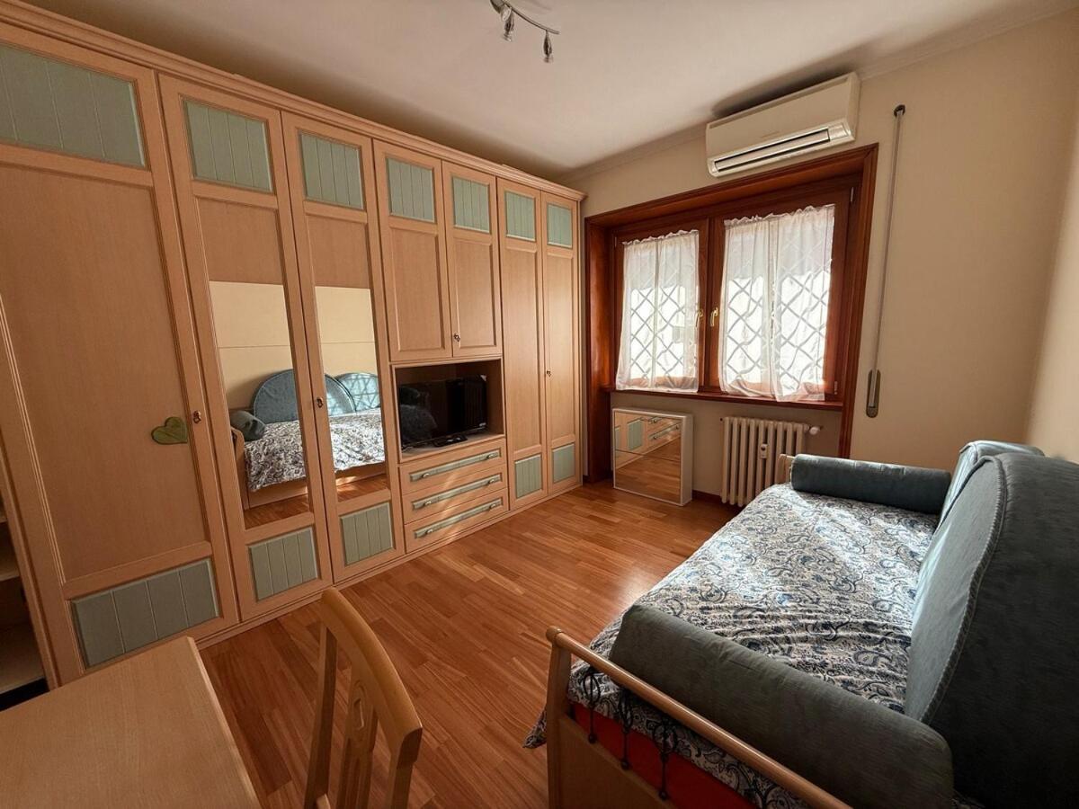 In The Heart Of Eur Apartment