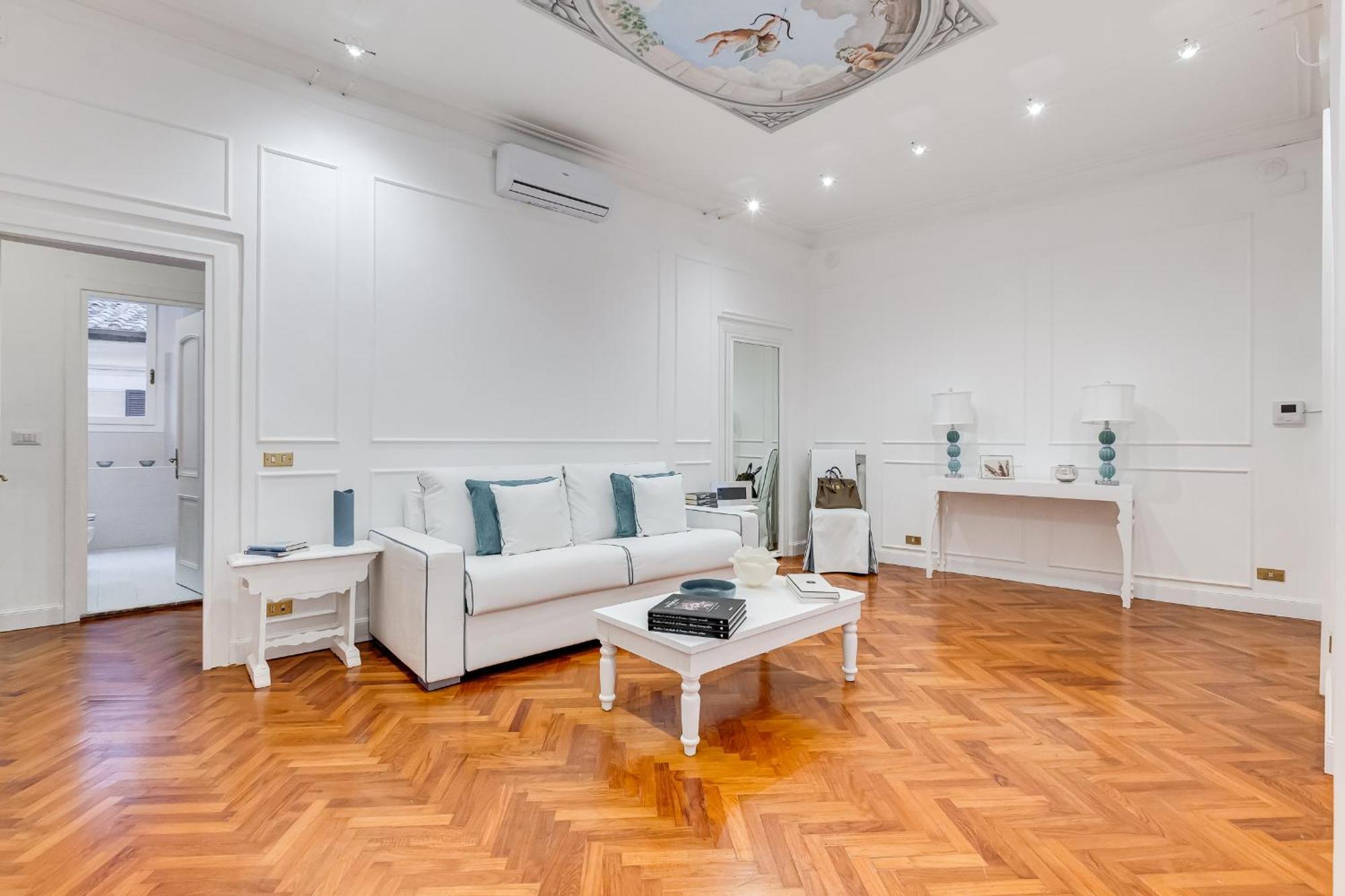 New Opening Spagna Appartement